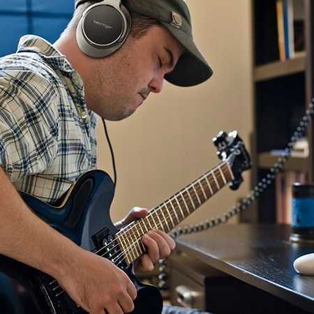 Behringer HA-20R - Combo gitarowe 20W Kod producenta HA-20R