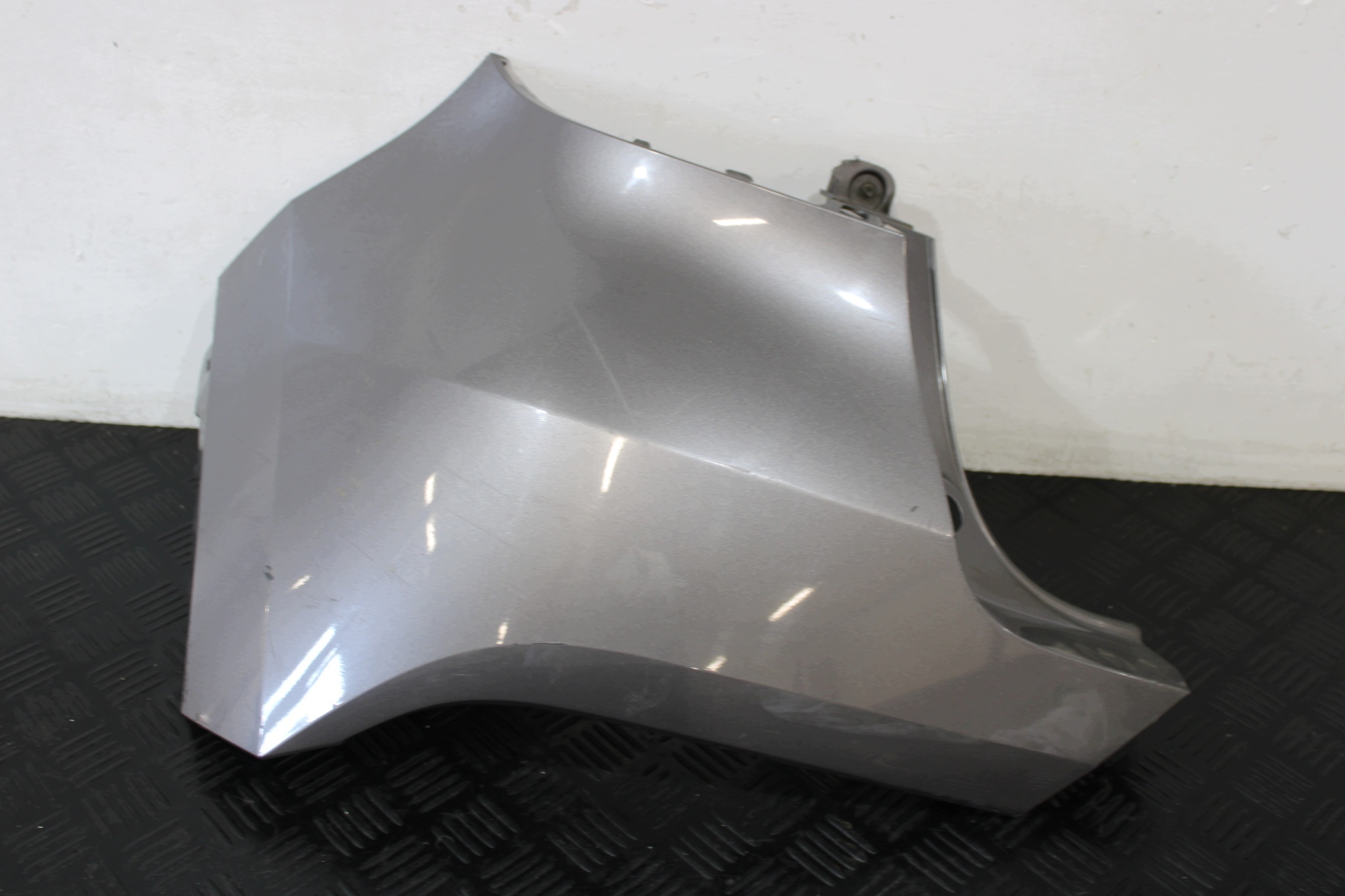 bumper left rear part corner 850178078R RENAULT CAPTUR II 2 1.0 TCE 2020