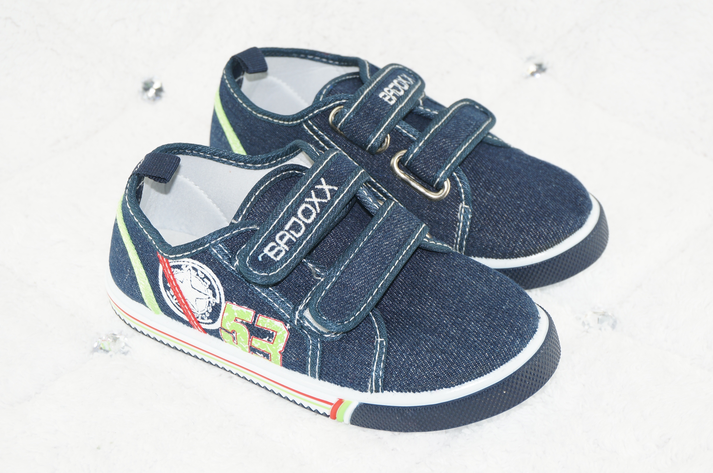 

Trampki Tenisówki Sport Dziecko Szkoła Rzepy r.25