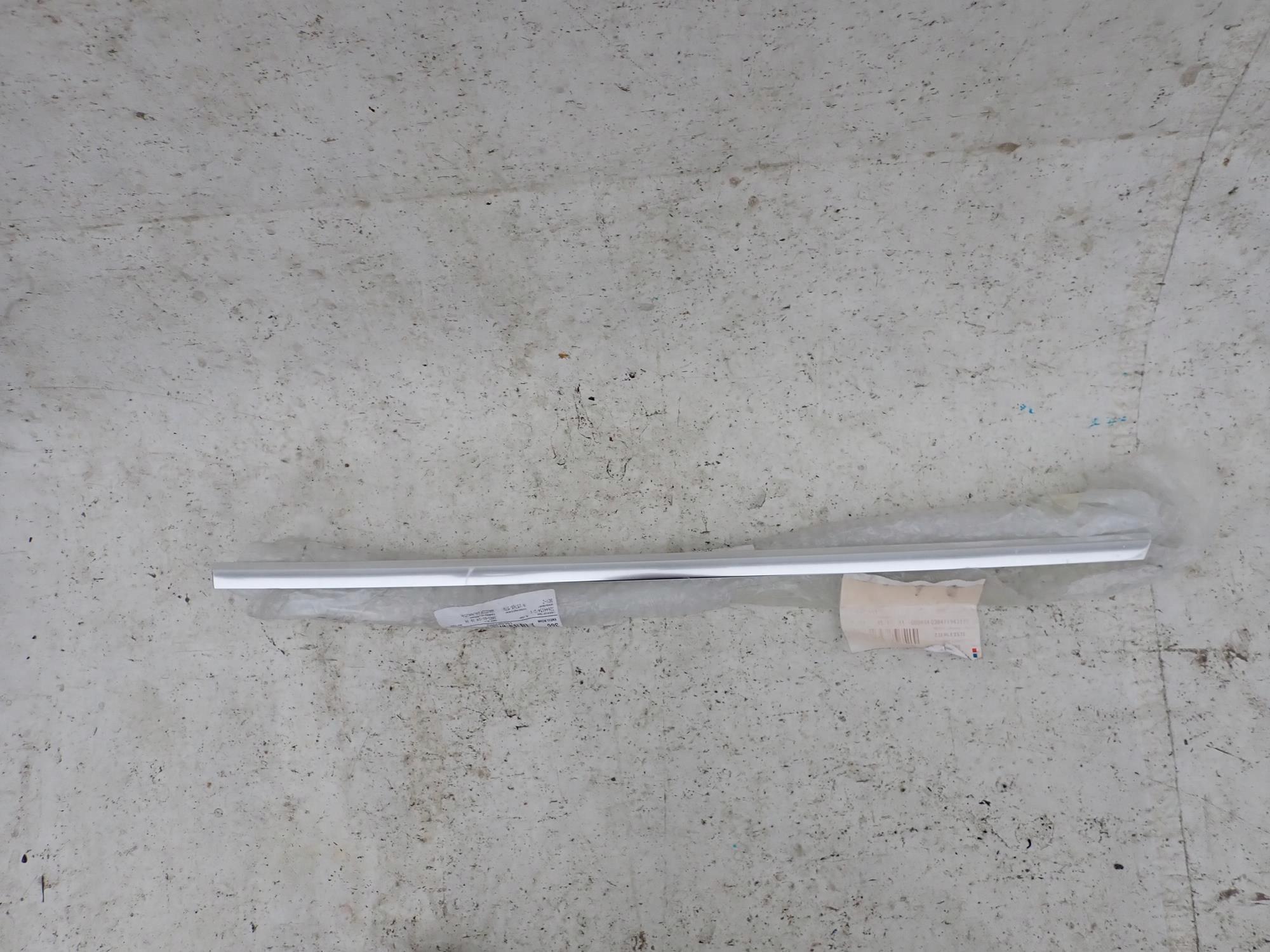 AUDI A6 C8 4K KOMBI 18-> CHROM moulding door right rear part