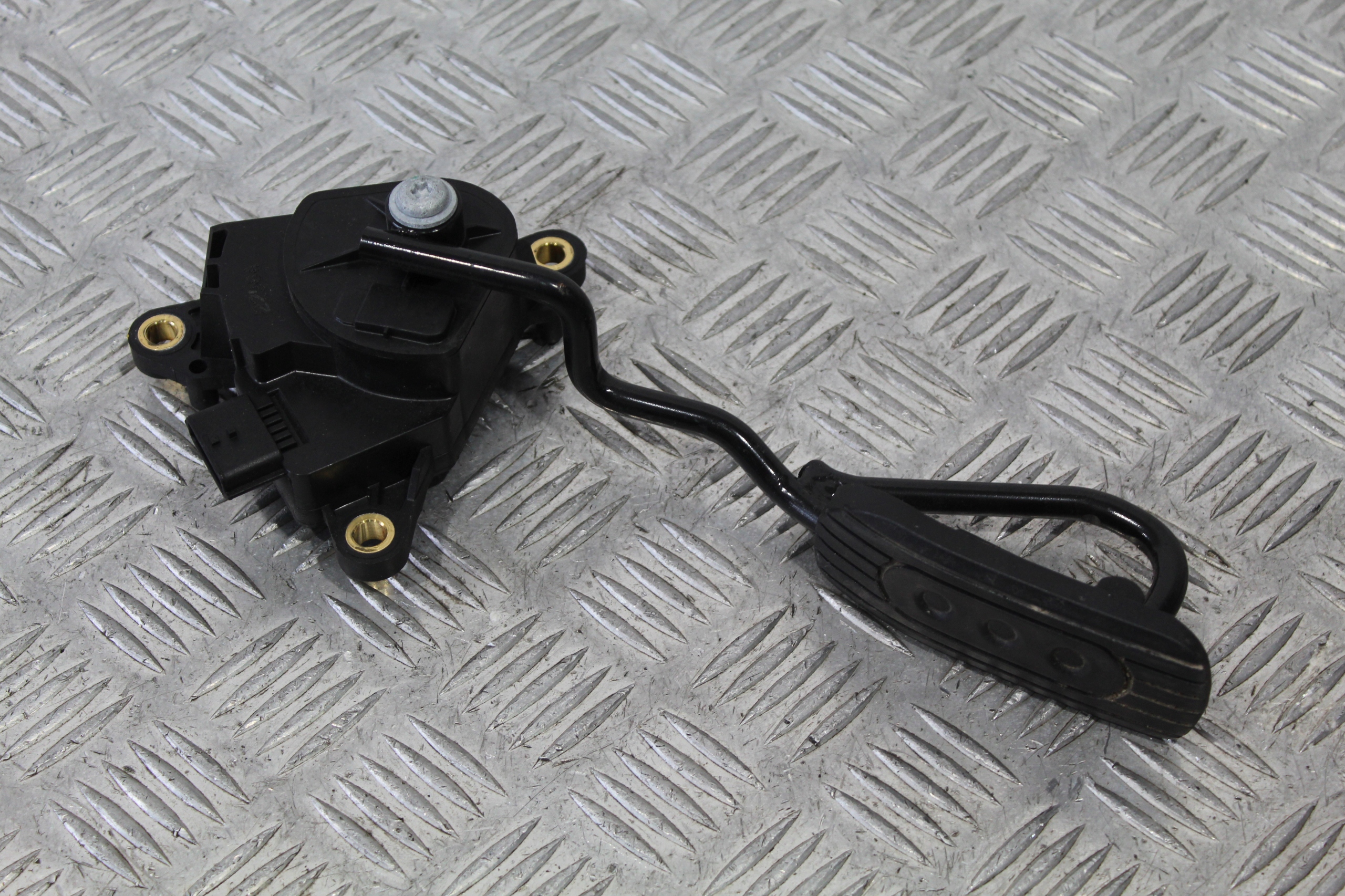 Gaspedal NISSAN NT500 18005LC40B