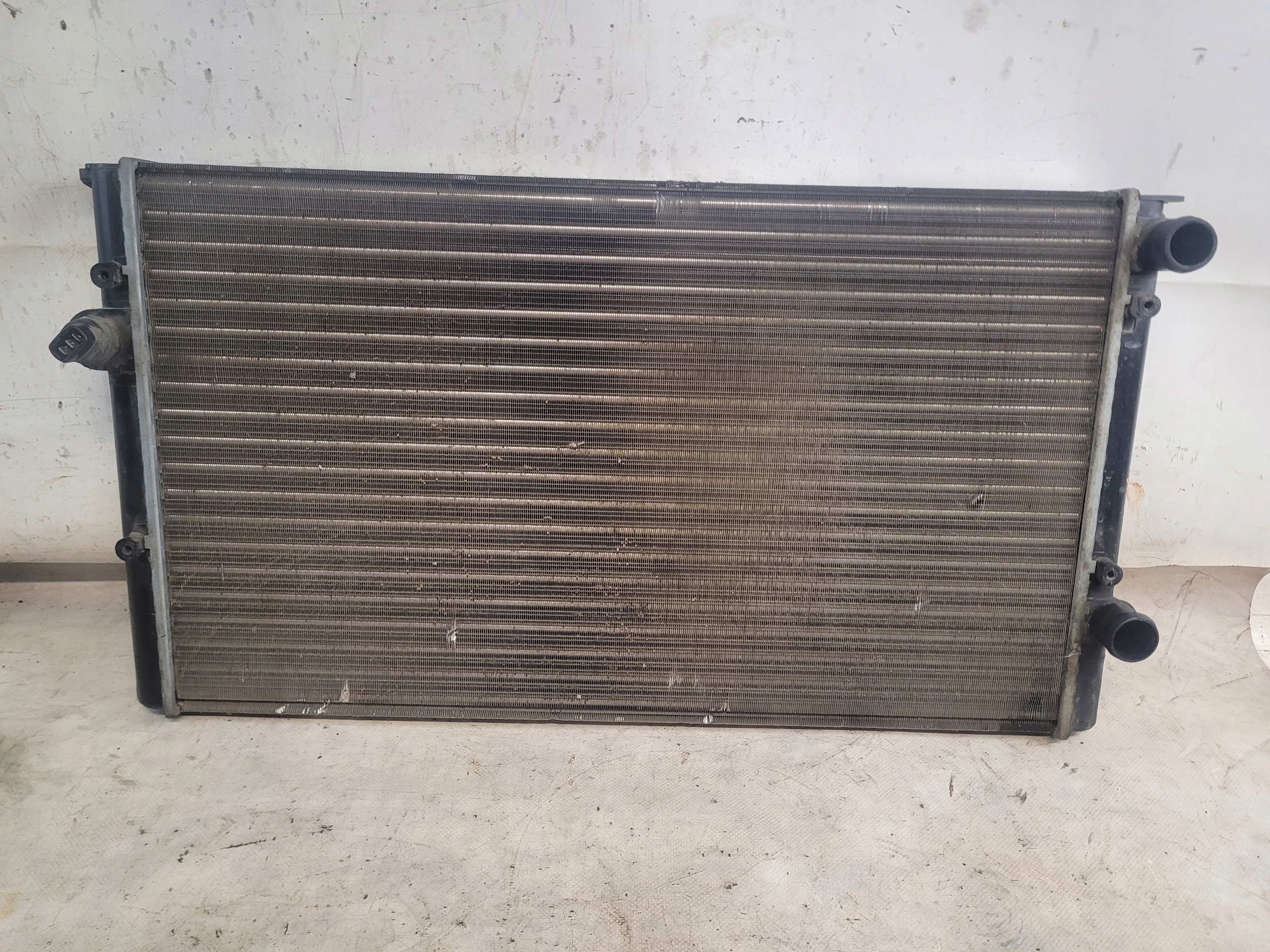 water cooler HART VOLKSWAGEN VENTO 93r. 1.9D