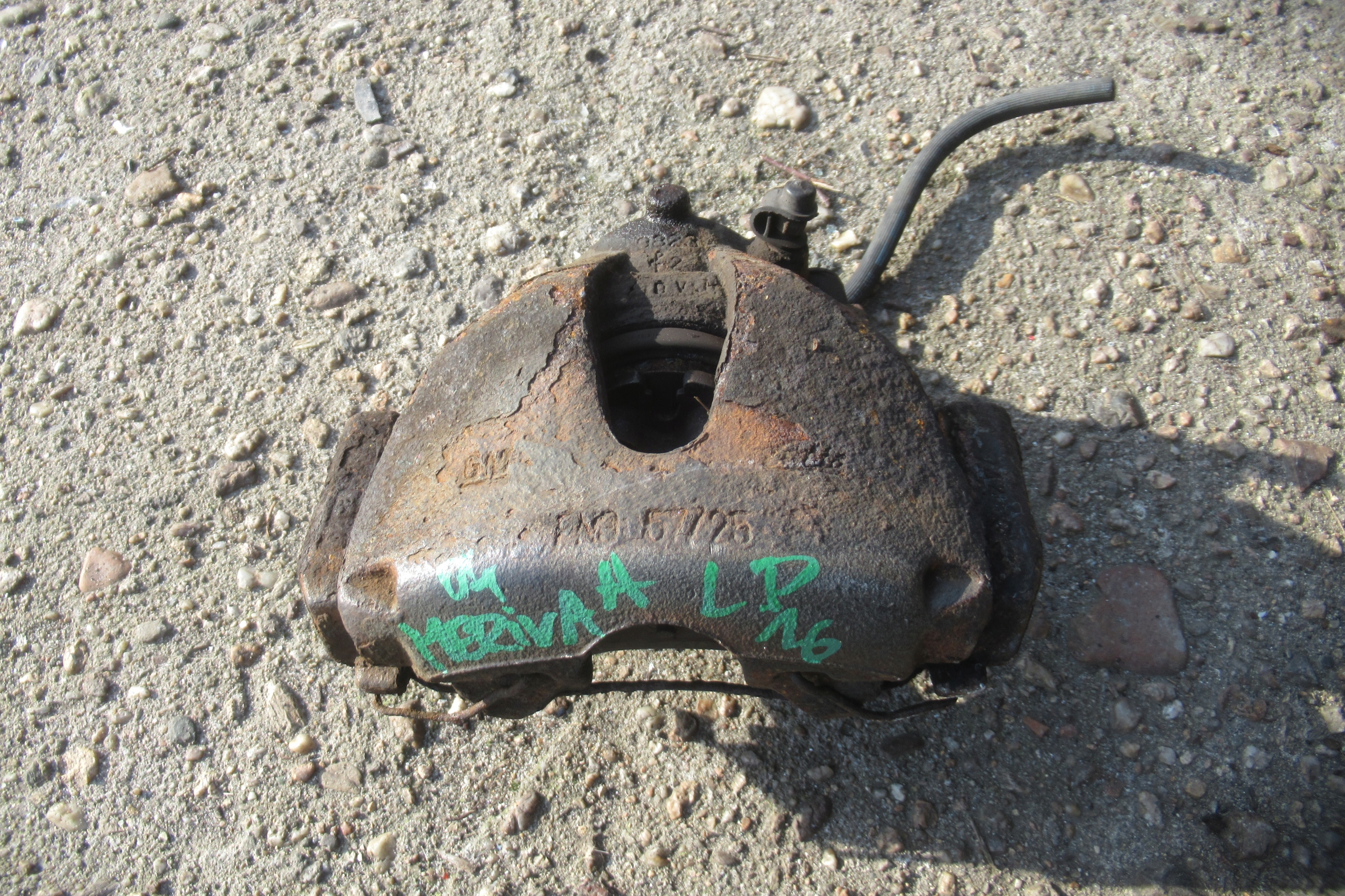 OPEL MERIVA A 1.6 04R caliper left front