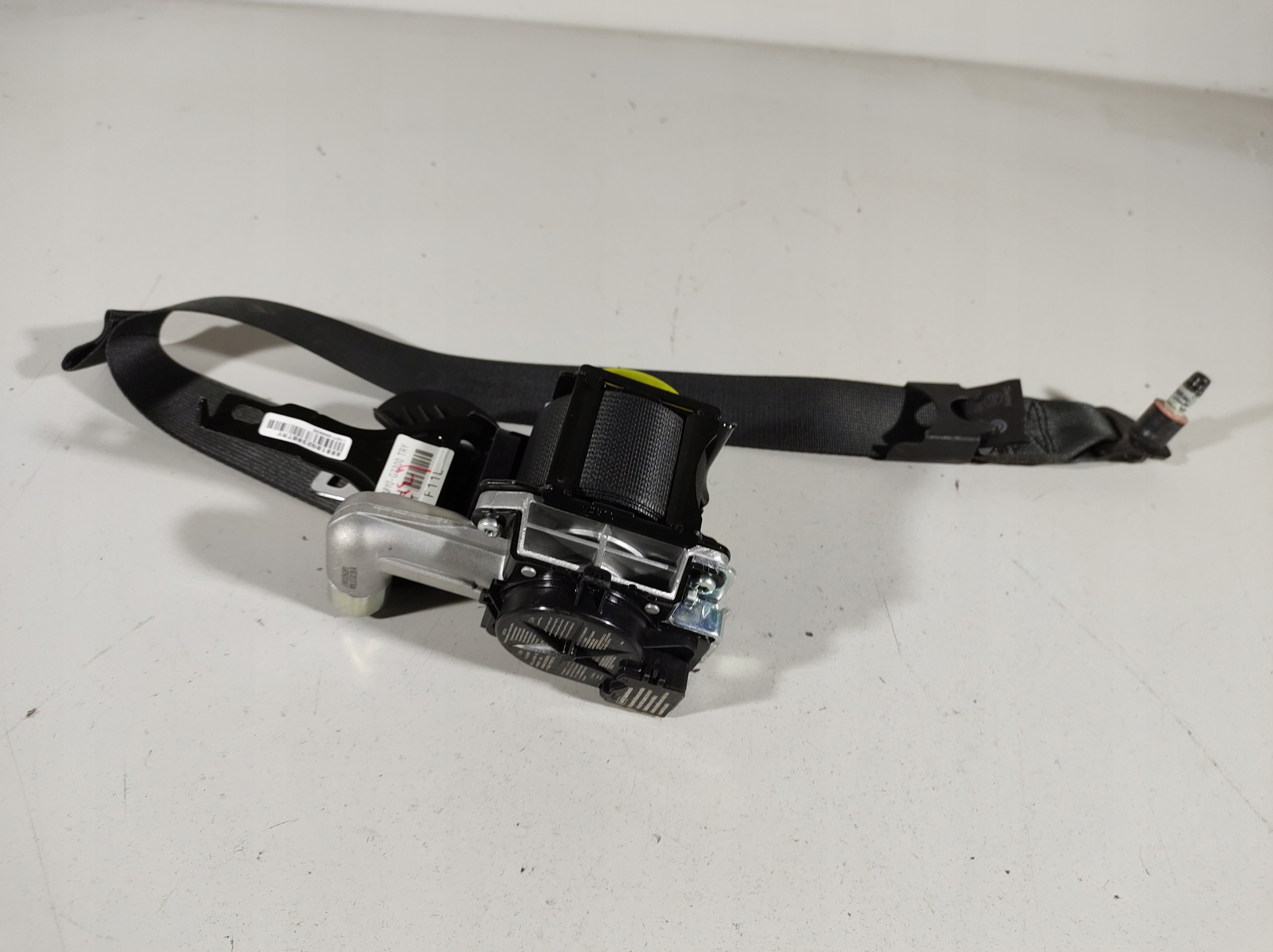 HYUNDAI IONIQ 17R-РЕМЕНЬ БЕЗОПАСНОСТИ ПЕРЕДНИЙ ЛЕВЫЙ