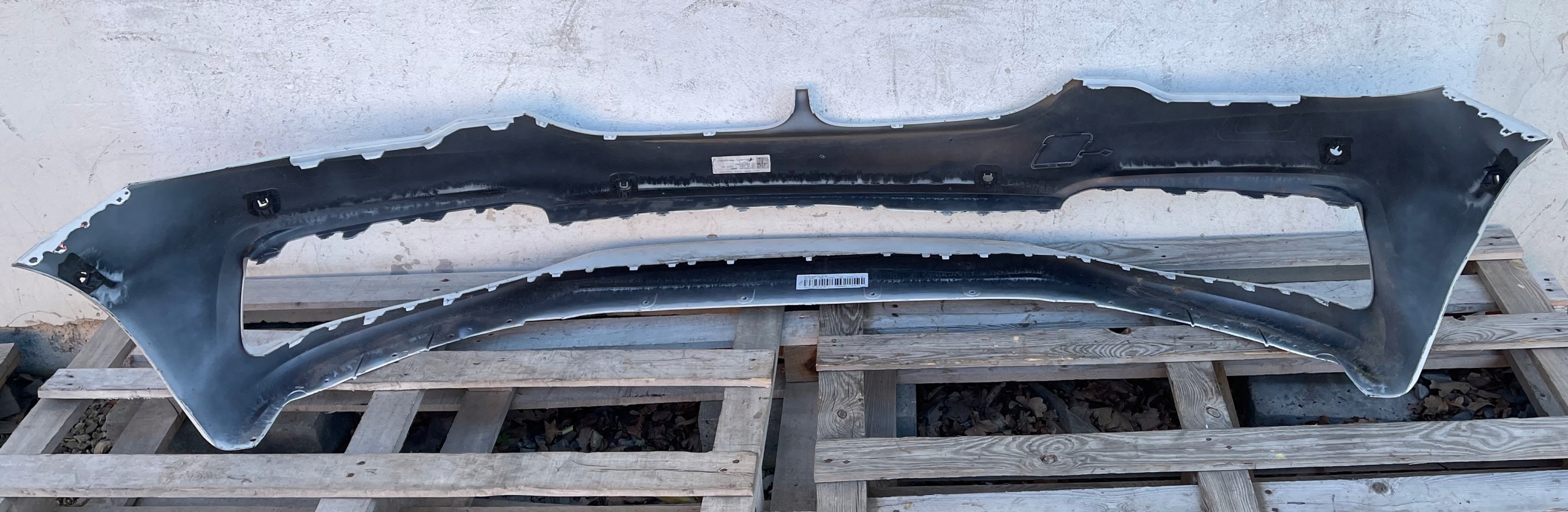 BMW 5 G30 G31 2017 - bumper front front below PDC