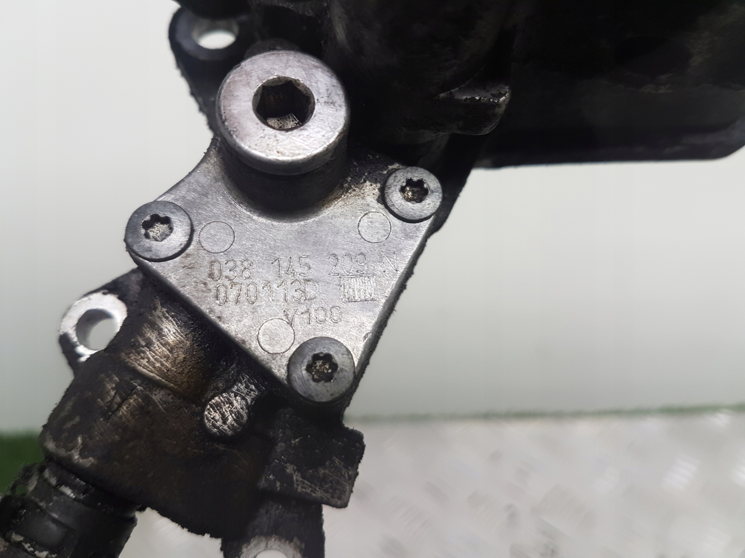 pompa VACUM VAKUM VOLKSWAGEN GOLF 5 038145209N