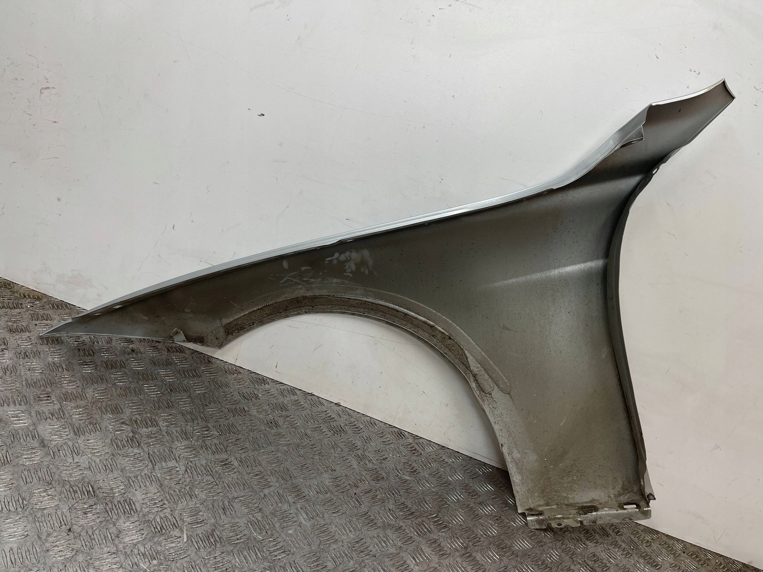 fender front front right BMW III 3 F30 F31 12