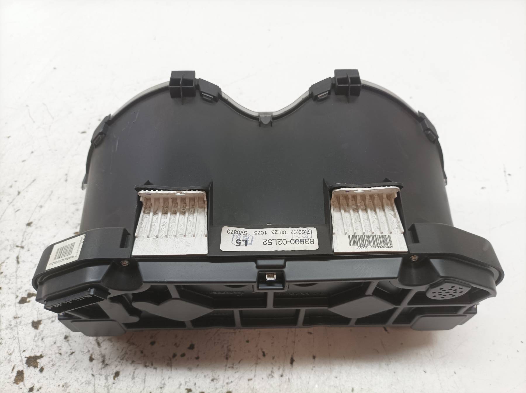 dials 83800-02L52 1.6 B 122KM Toyota Auris and (2006-2012)