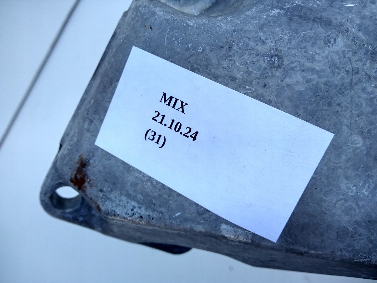 лапа кронштейн крепление Двигателя левый INFINITI FX45 11233CG200