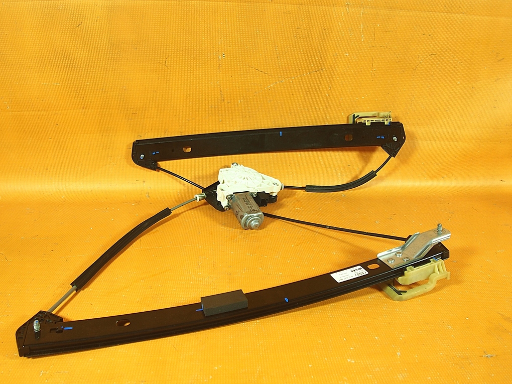 Audi E-Tron 55 4KE 25KM Prowadnica Szyby Przód LEWA 4ke837461 / 4k0959801