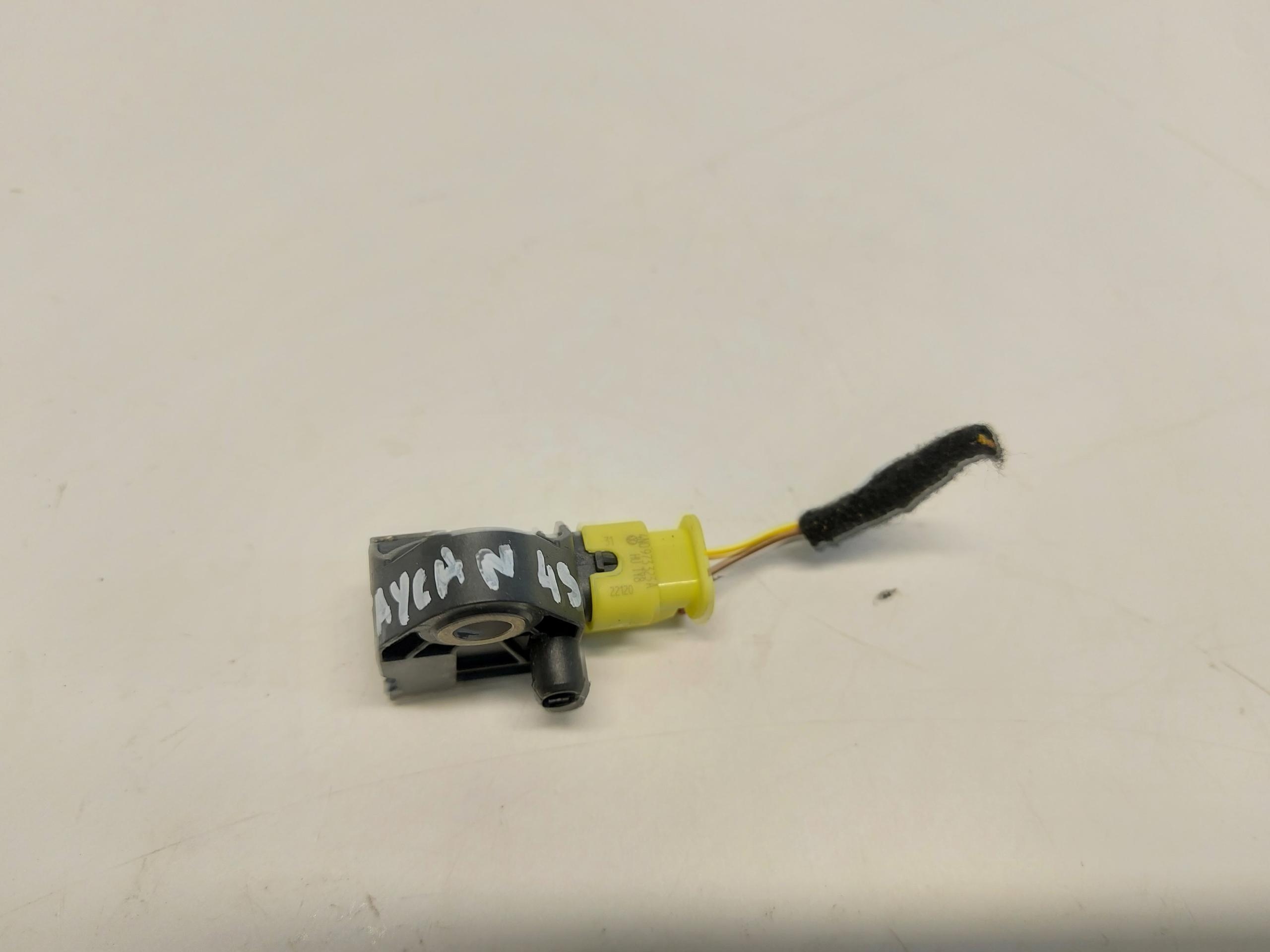 Porsche Taycan 4S 9J1 2021 Crashsensor Drucksensor 4N0959651E