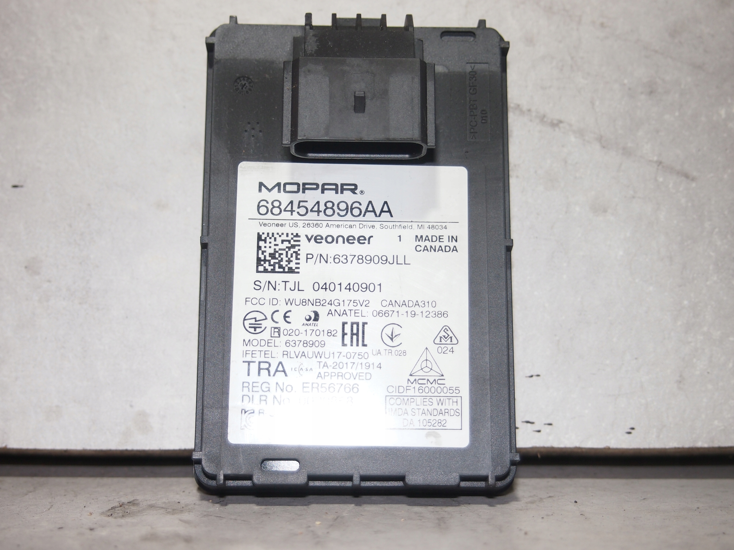 68454896AA - JEEP WRANGLER JL МОДУЛЬ ДАТЧИКА МЕРТВОЙ ПОЛОСЫ