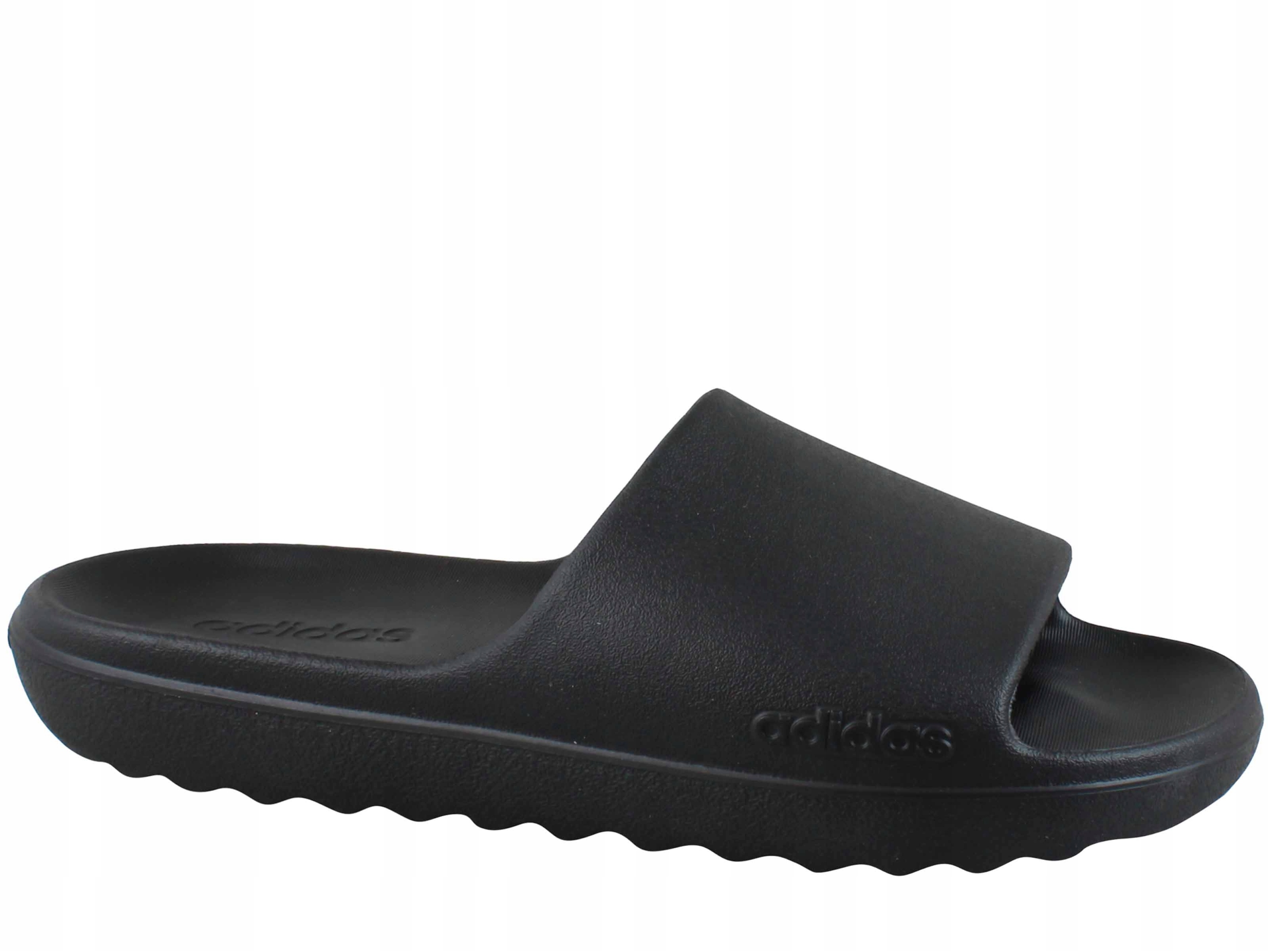 Nazouváky adidas Adilette Lumia černé JP9580 38
