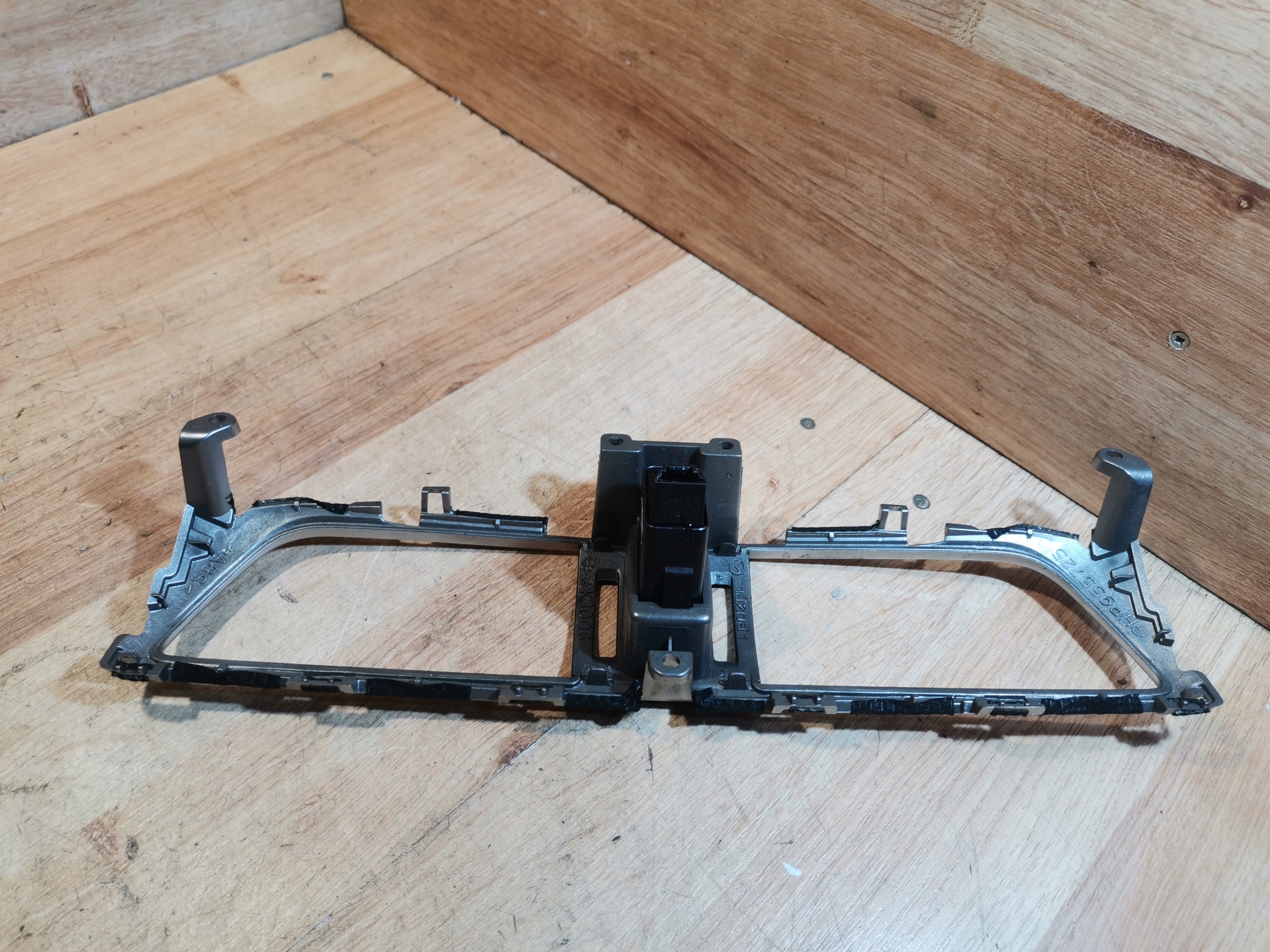 frame DEKOR KRATEK air conditioning devices central MAZDA 6 GJ GHP955725