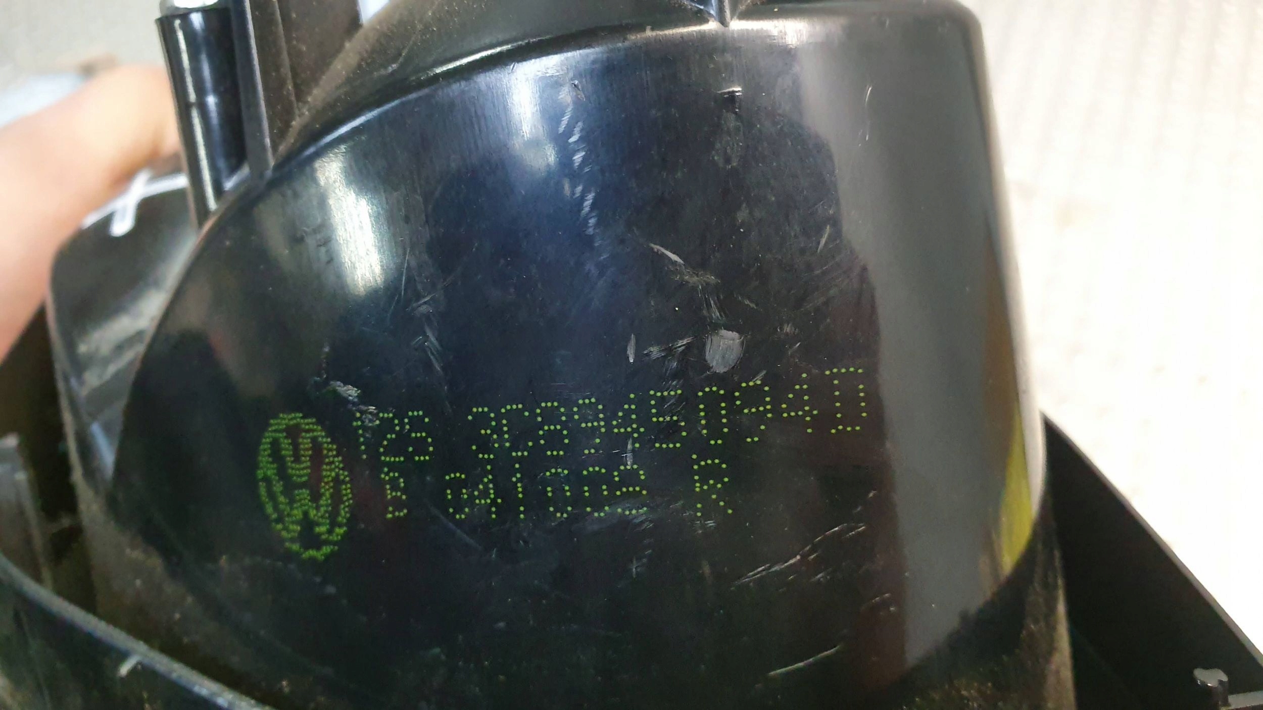 Feux phare Arrière du capot VW PASSAT CC 3C8945094D
