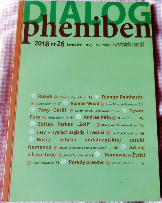 Dialog | dwa numery czasopisma Romskiego | MAGAZYN KULTURALNY