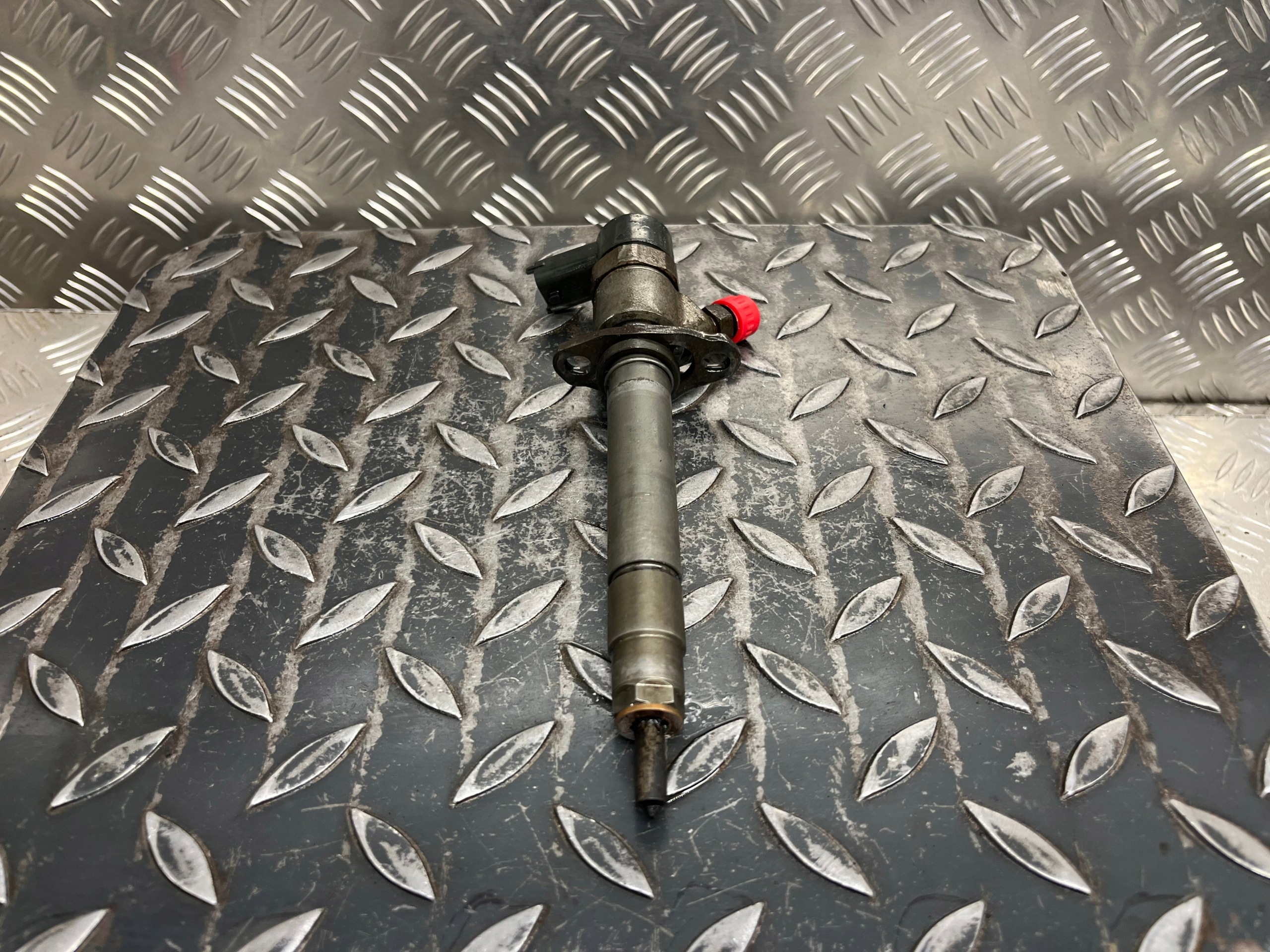 nozzle injector VOLVO XC90 0445110078