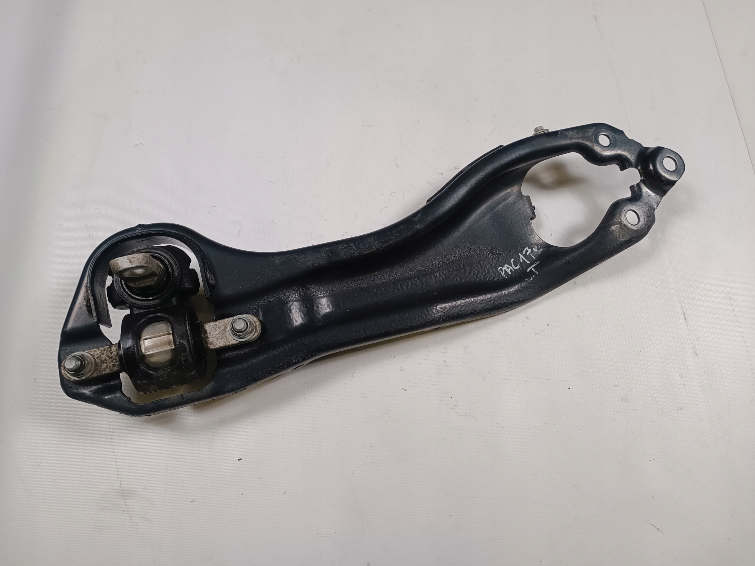 Querlenker heck links Chrysler Pacifica 2016