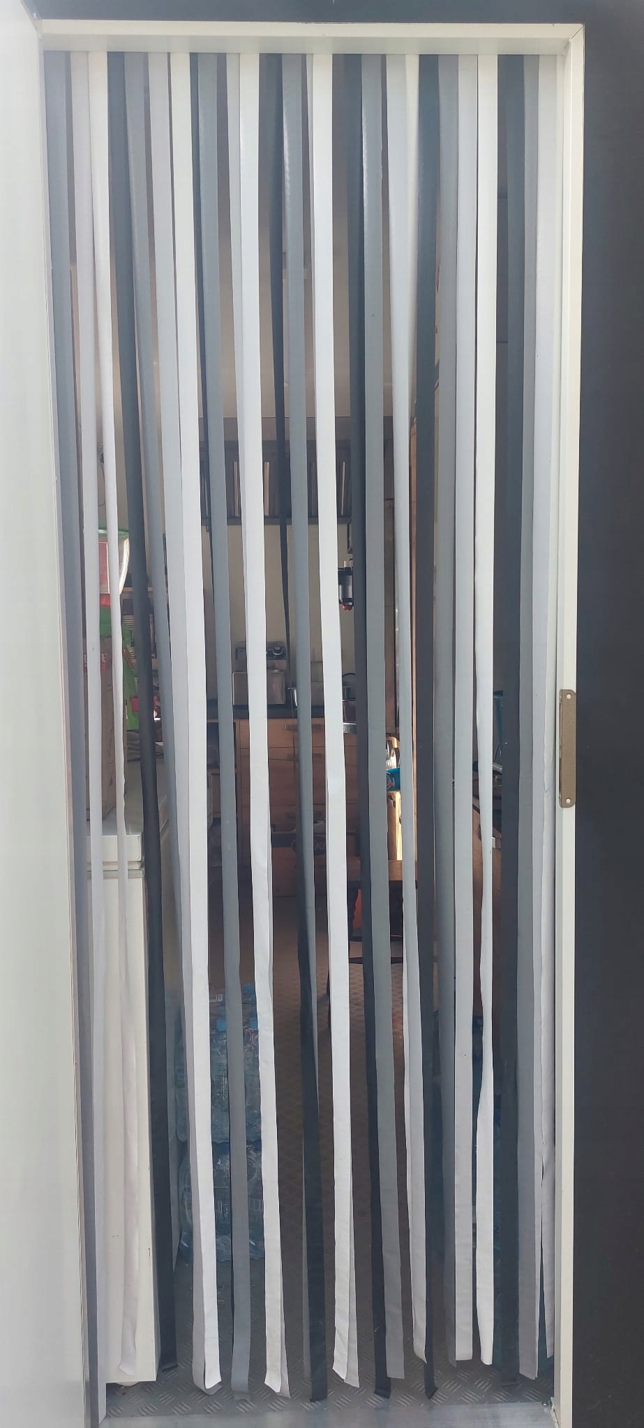 ZASŁONA NA DRZWI PASKI PRZECIW OWADOM MUCHOM KOMAROM 80CM BEŻOWA Kod producenta 80braz