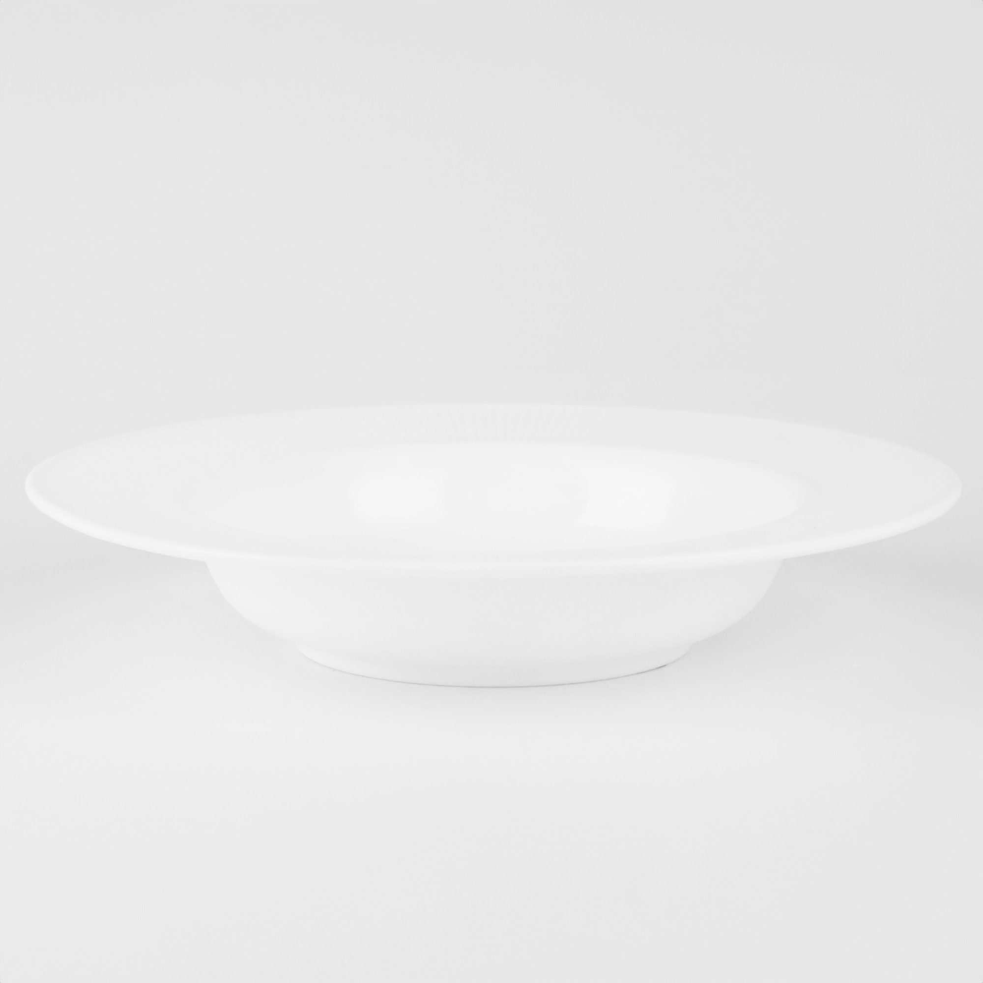 SERWIS OBIADOWY RYFLOWANY 18 EL DLA 6 OSÓB KPL TALERZY ZE ZDOBIENIEM SZKŁO