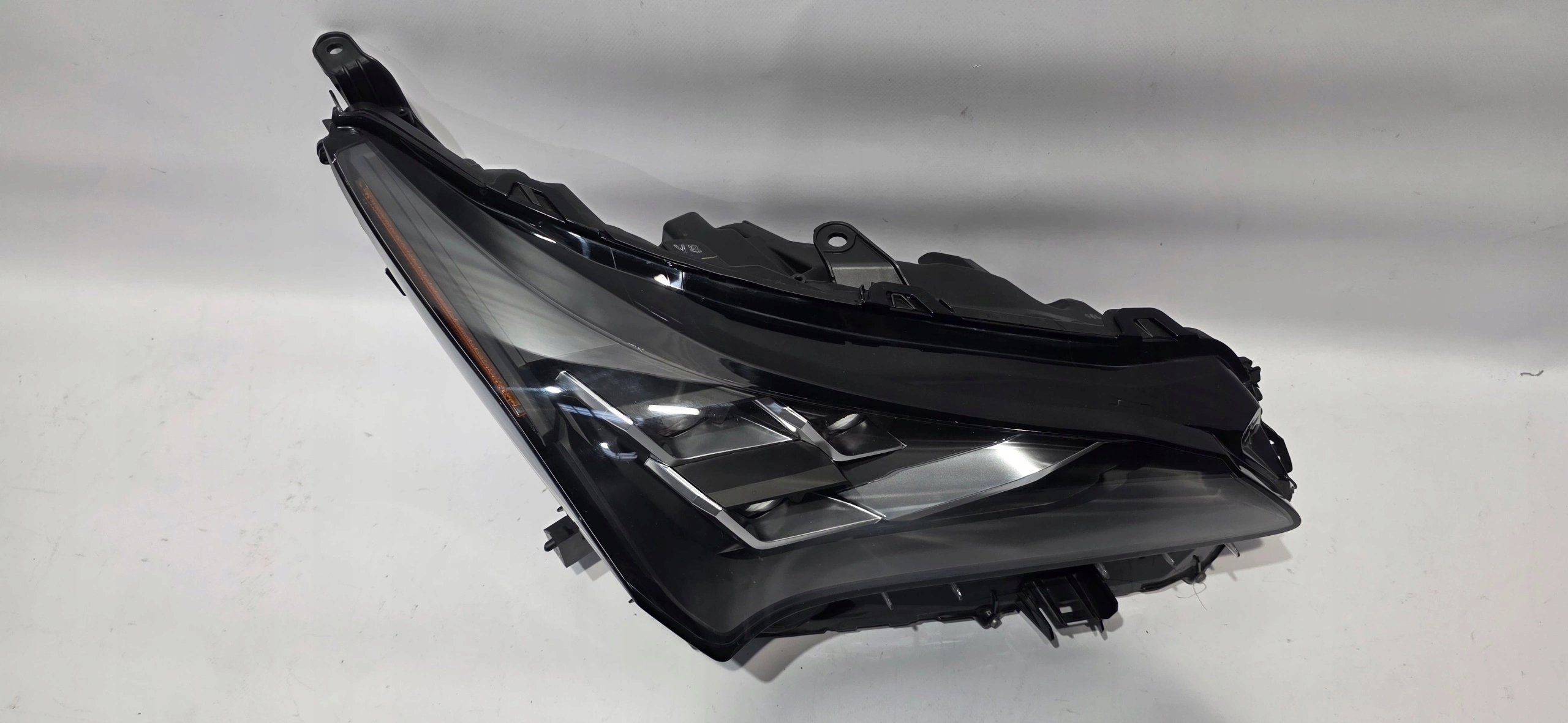 light right front FULL LED LEXUS NX and LIFT 17-21 original KOITO 78-33