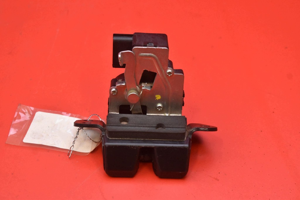 lock bonnet rear part boot KIA CEED 1 and SW KOMBI 07-10