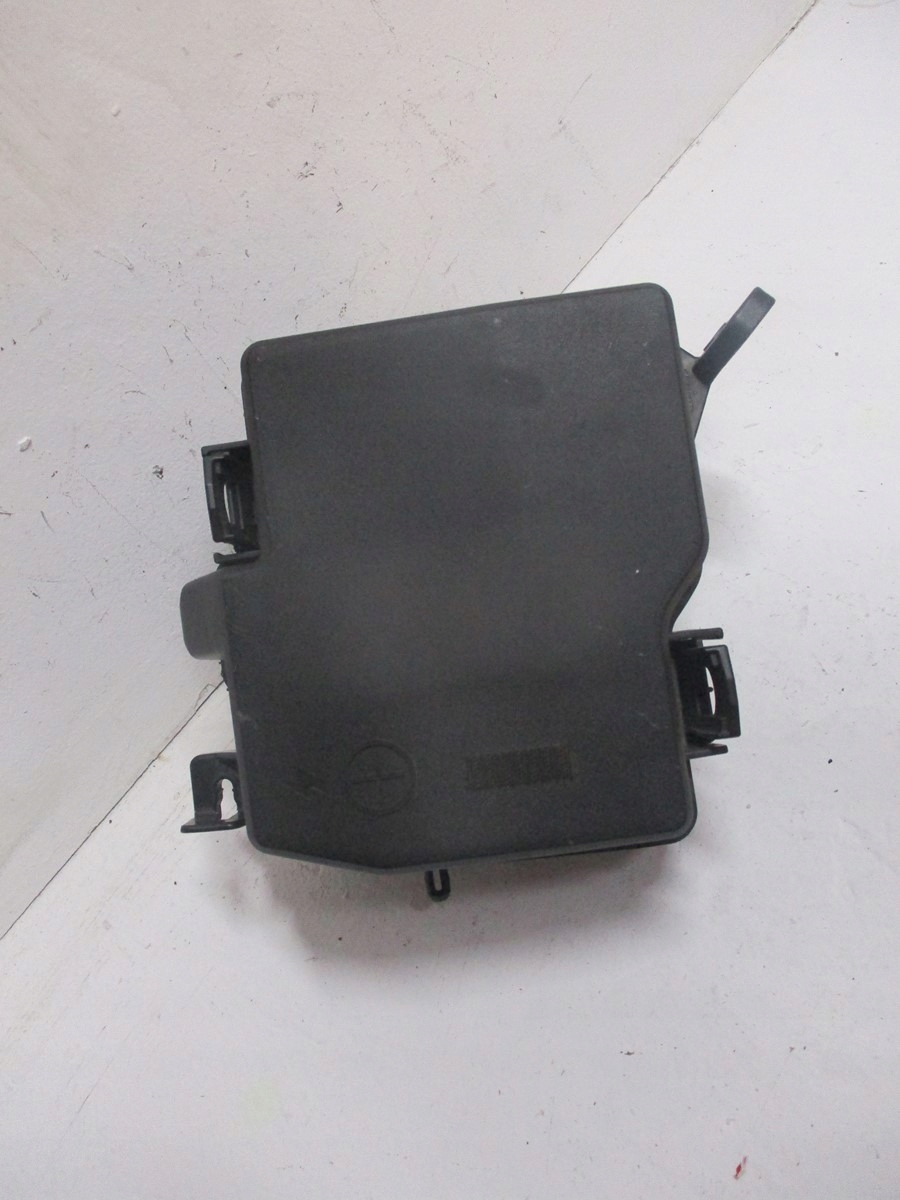 SKRZYNKA BEZPIECZNIKÓW 91200-C2370