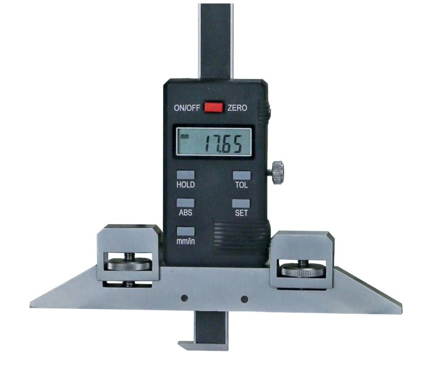 GŁĘBOKOŚCIOMIERZ Z WYMIENNYMI KOŃCÓWKAMI POMIAROWYMI 500mm