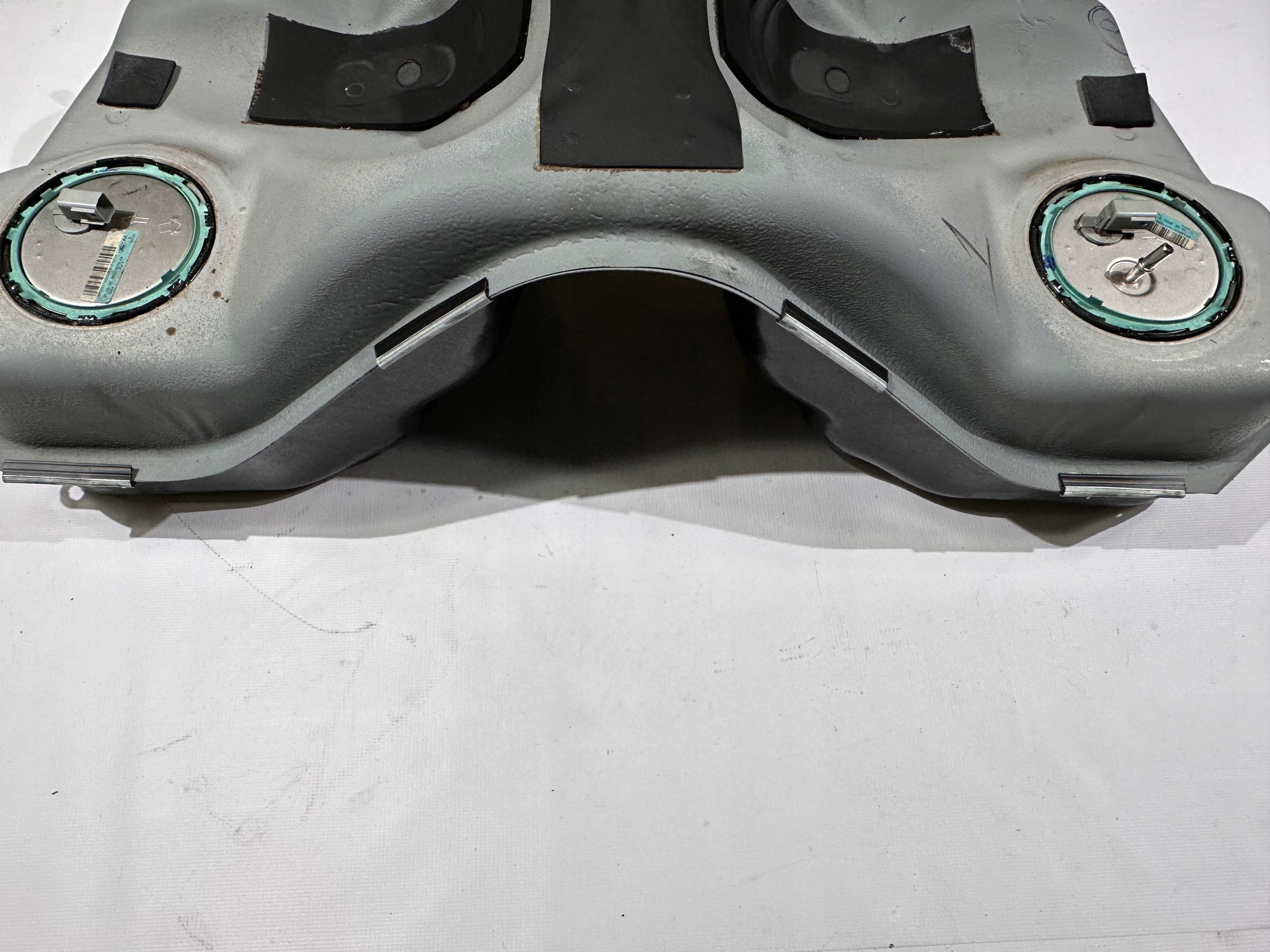 fuel tank tank complete Ford Mustang V 2005-2010
