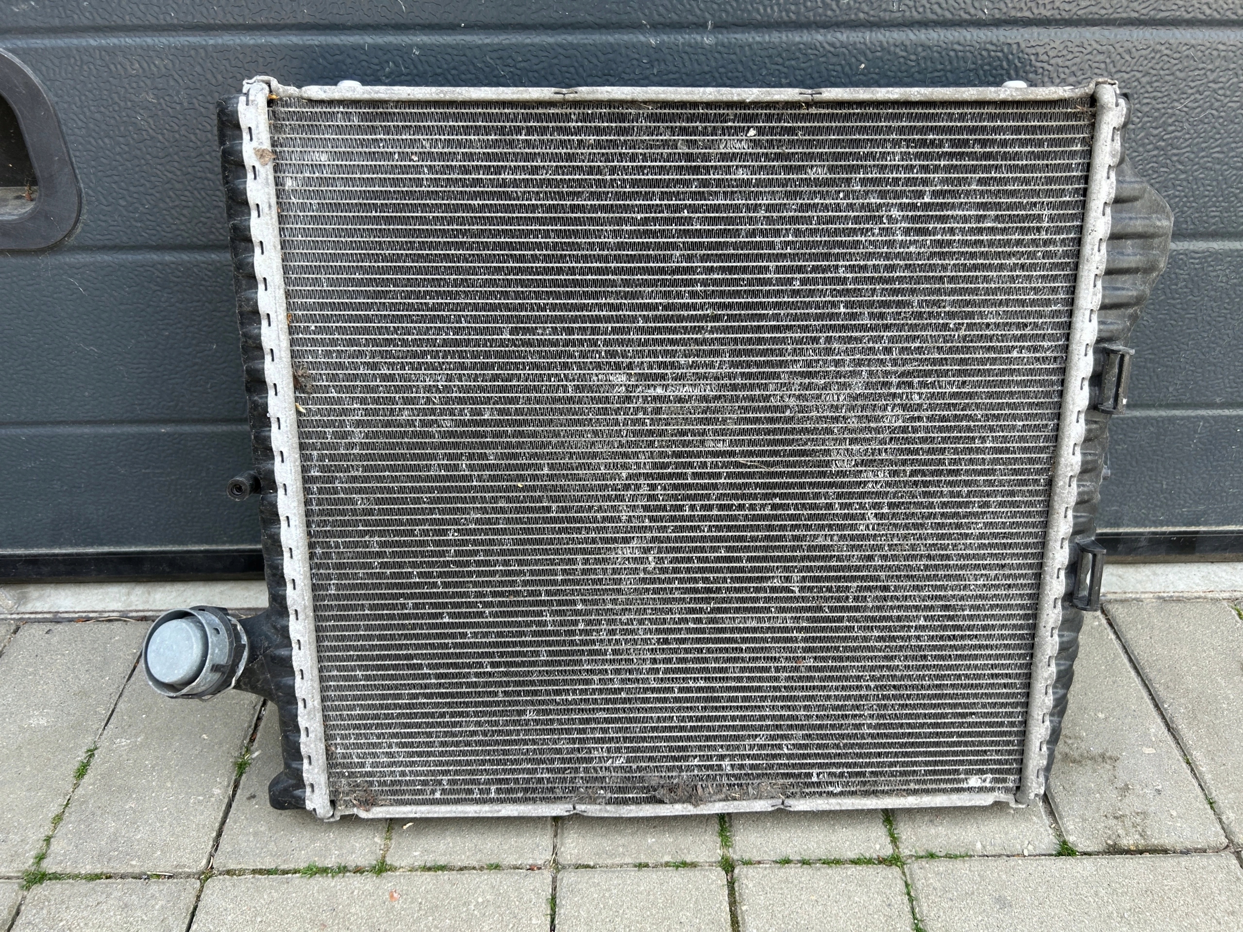 Porsche CARRERA 911 992 water cooler left 992121251
