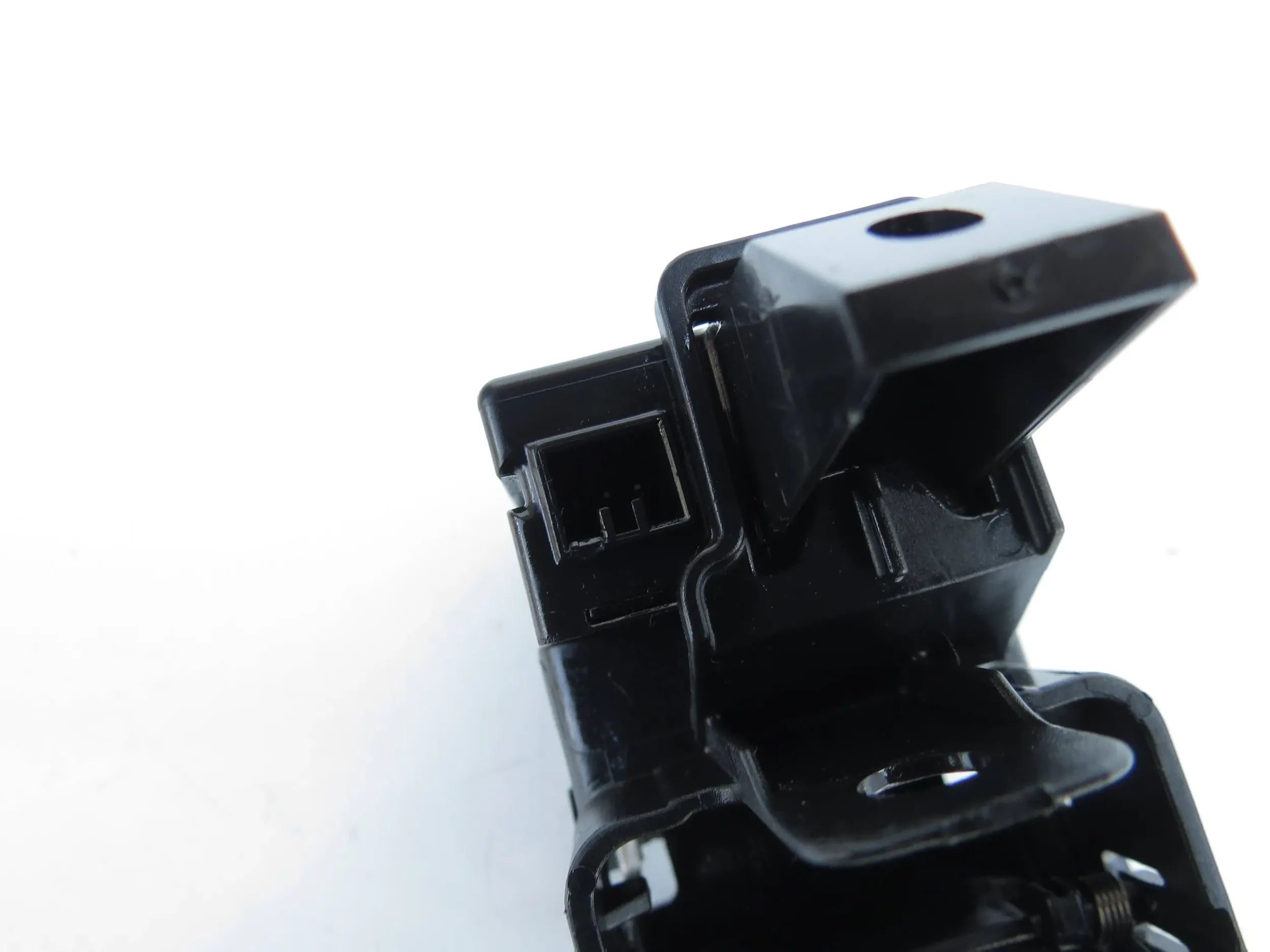 Accensione modulo lettore KLUCZYKA AH4N15607AE VOLVO S60 II V60 e