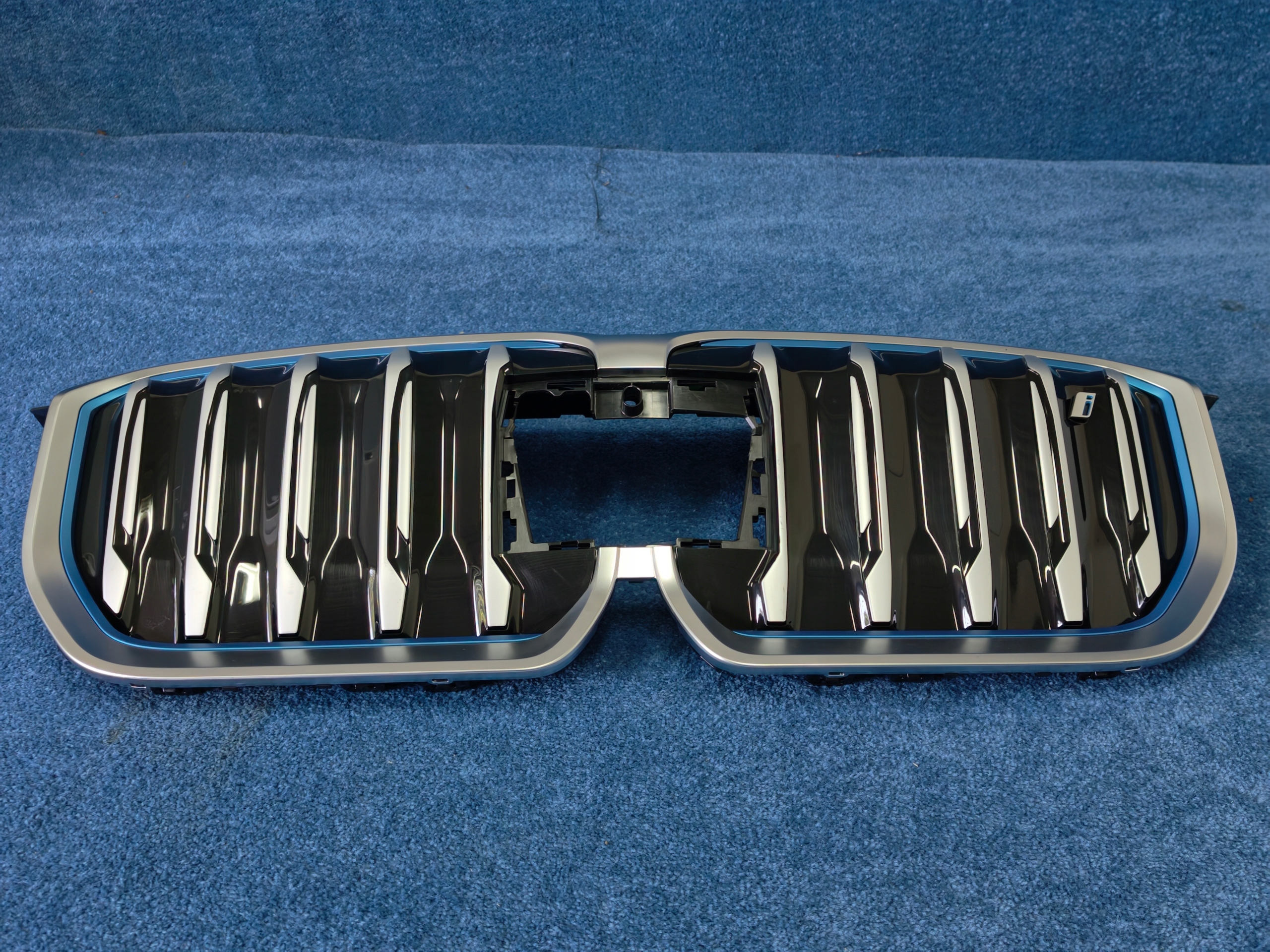 BMW iX1 U11 ELEKTRYK GRIGLIA Originale 185178-1
