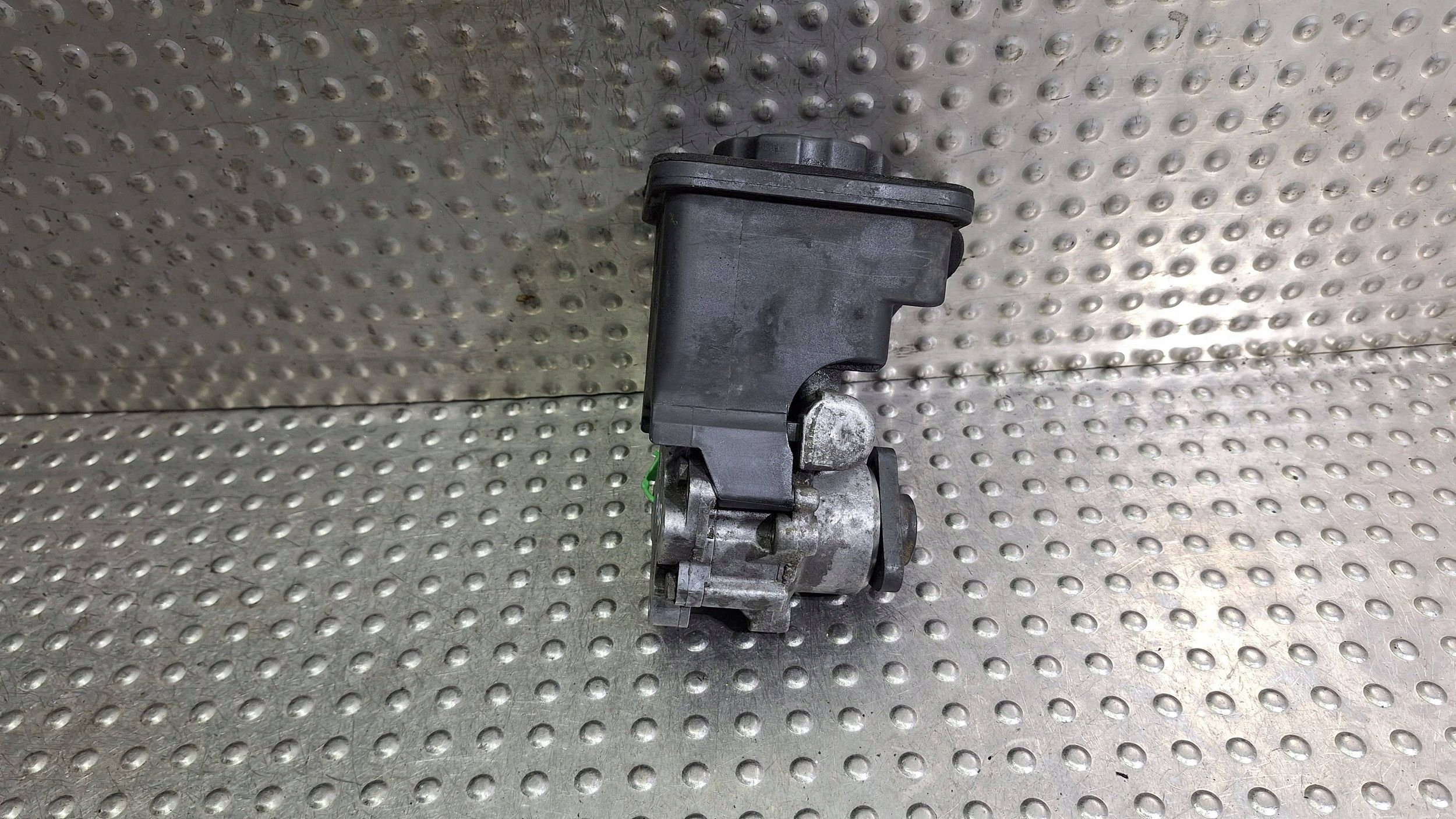 servo pump 1095749 7691974518 BMW SERIA 5 E39 M57