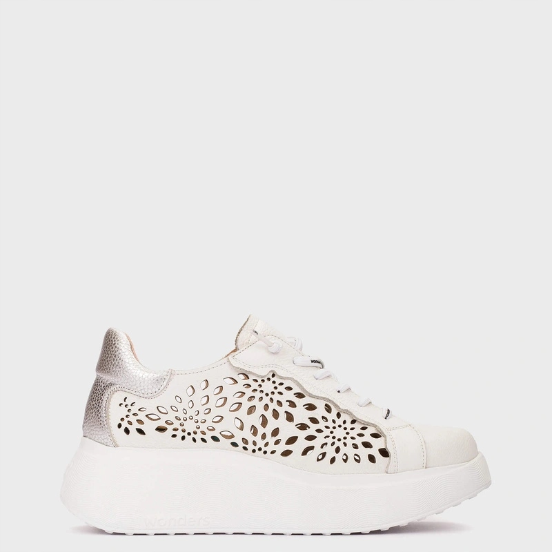 Dámské ažurové tenisky Wonders A-3641 Bílé 37