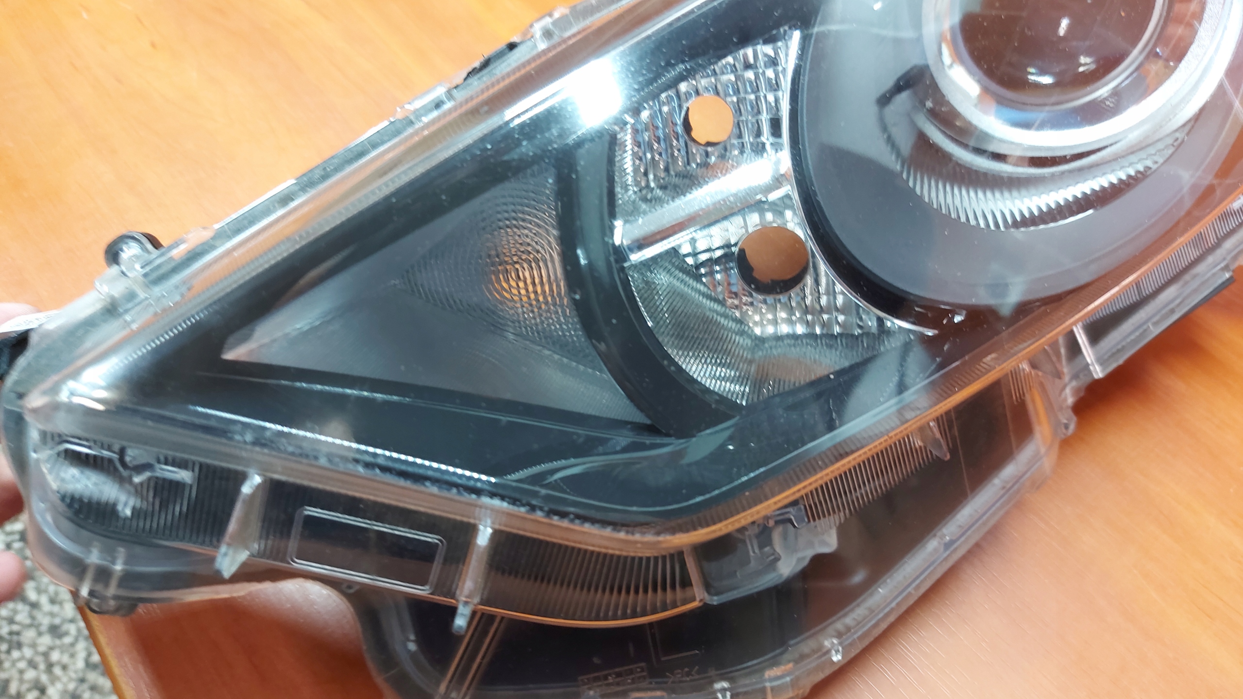 REFLEKTOR light left left front front TOYOTA YARIS IV 20