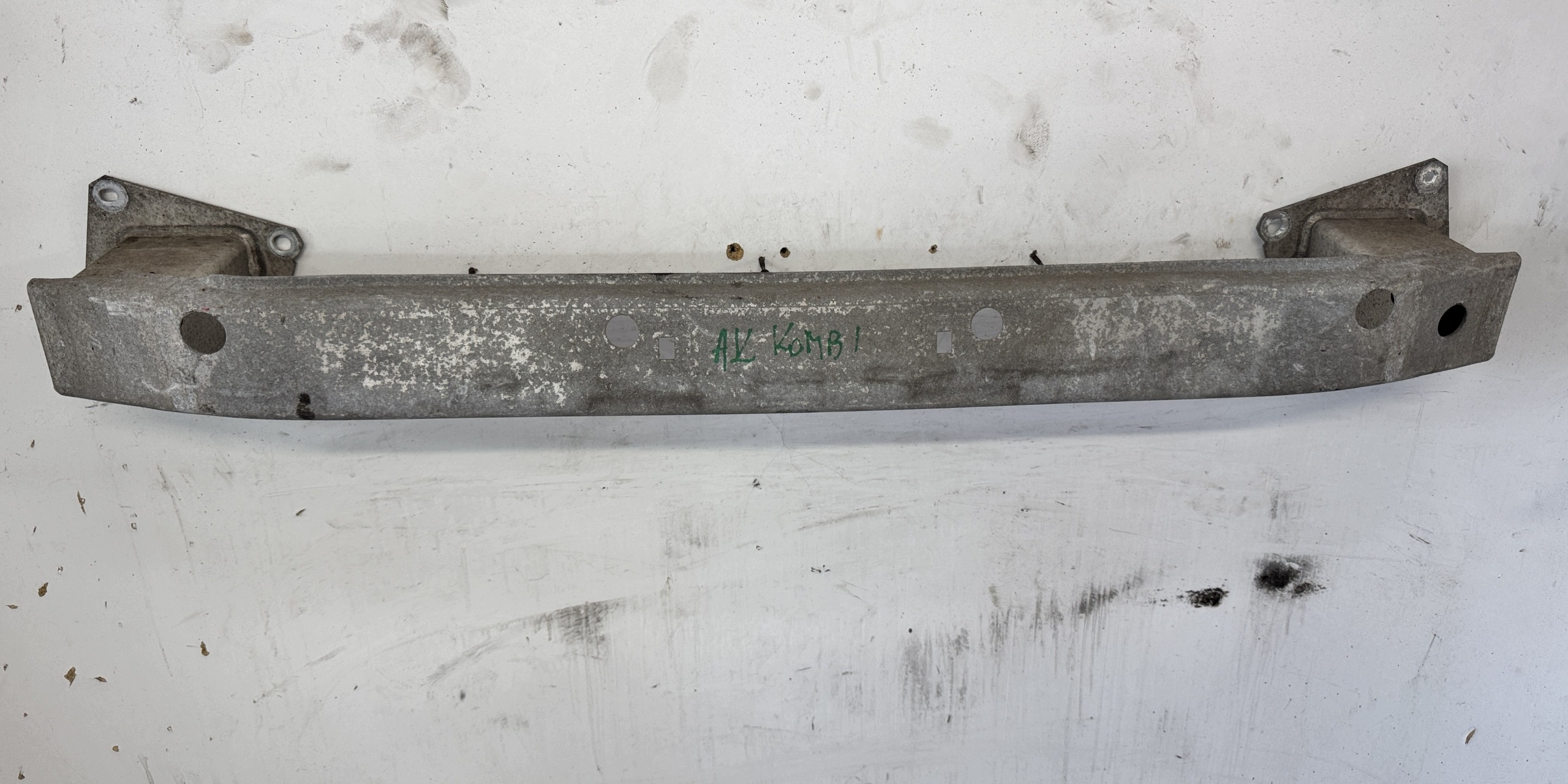 OPEL ASTRA K 5 KOMBI bumper support rear part pillar below bumper rear