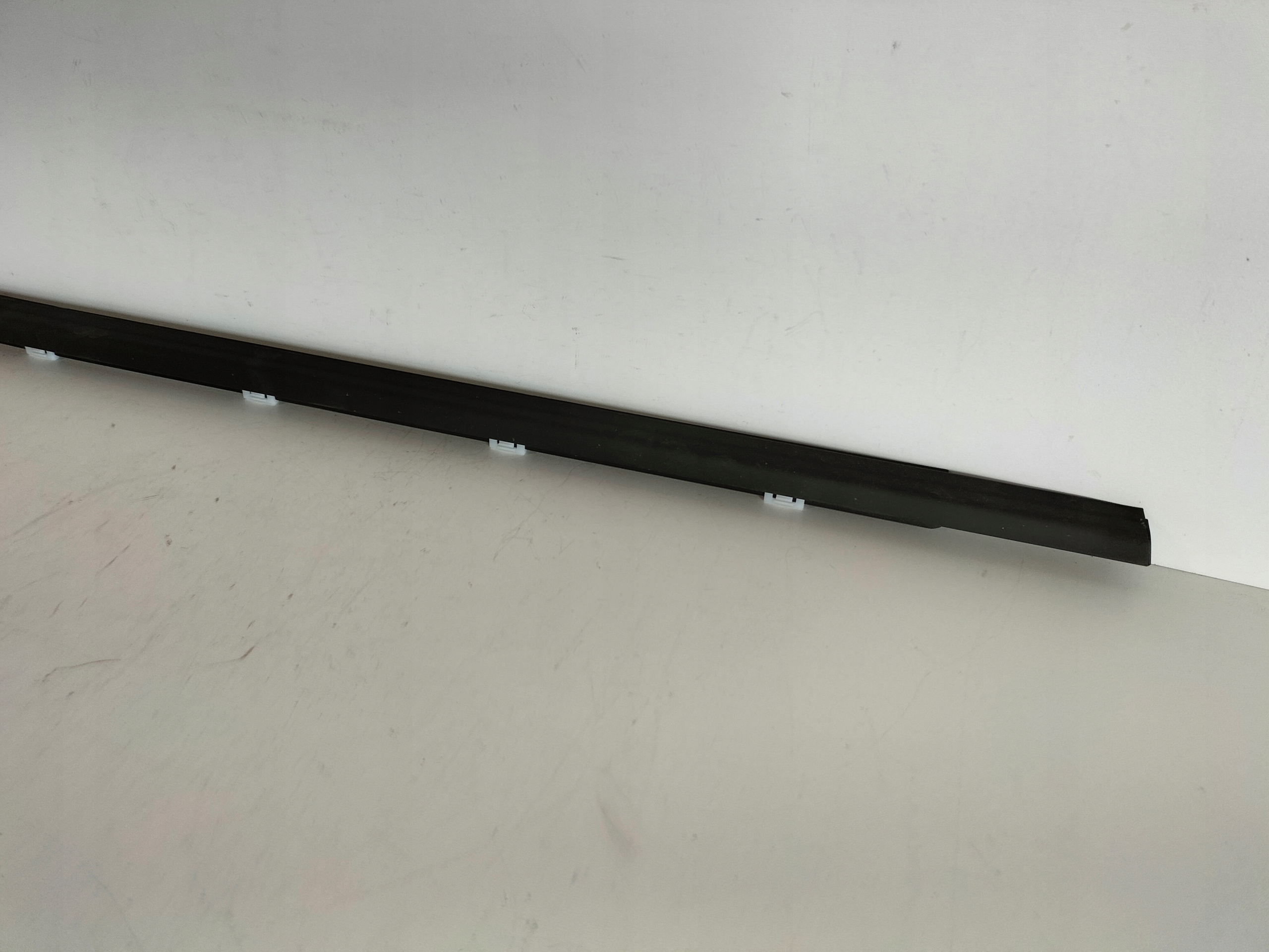 moulding dust door rear part right KIA RIO 4 IV 16