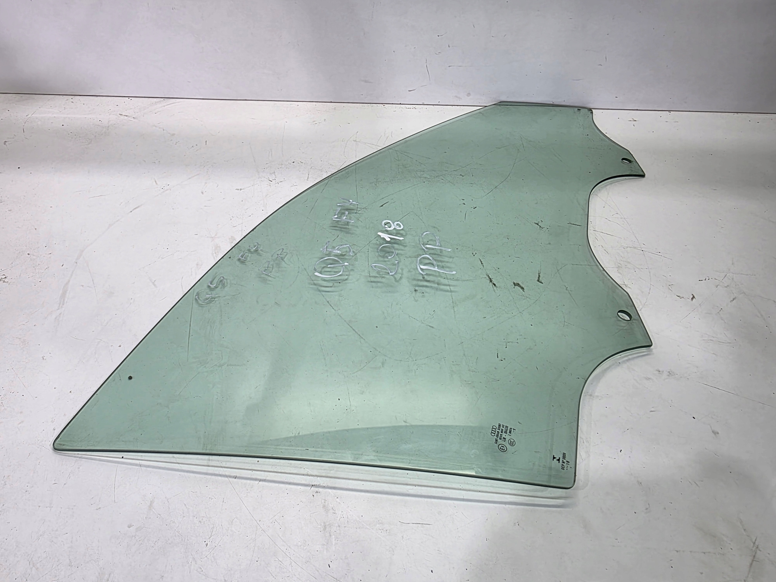 window side door right front AUDI Q5 FY 80A 2018 80A845202A
