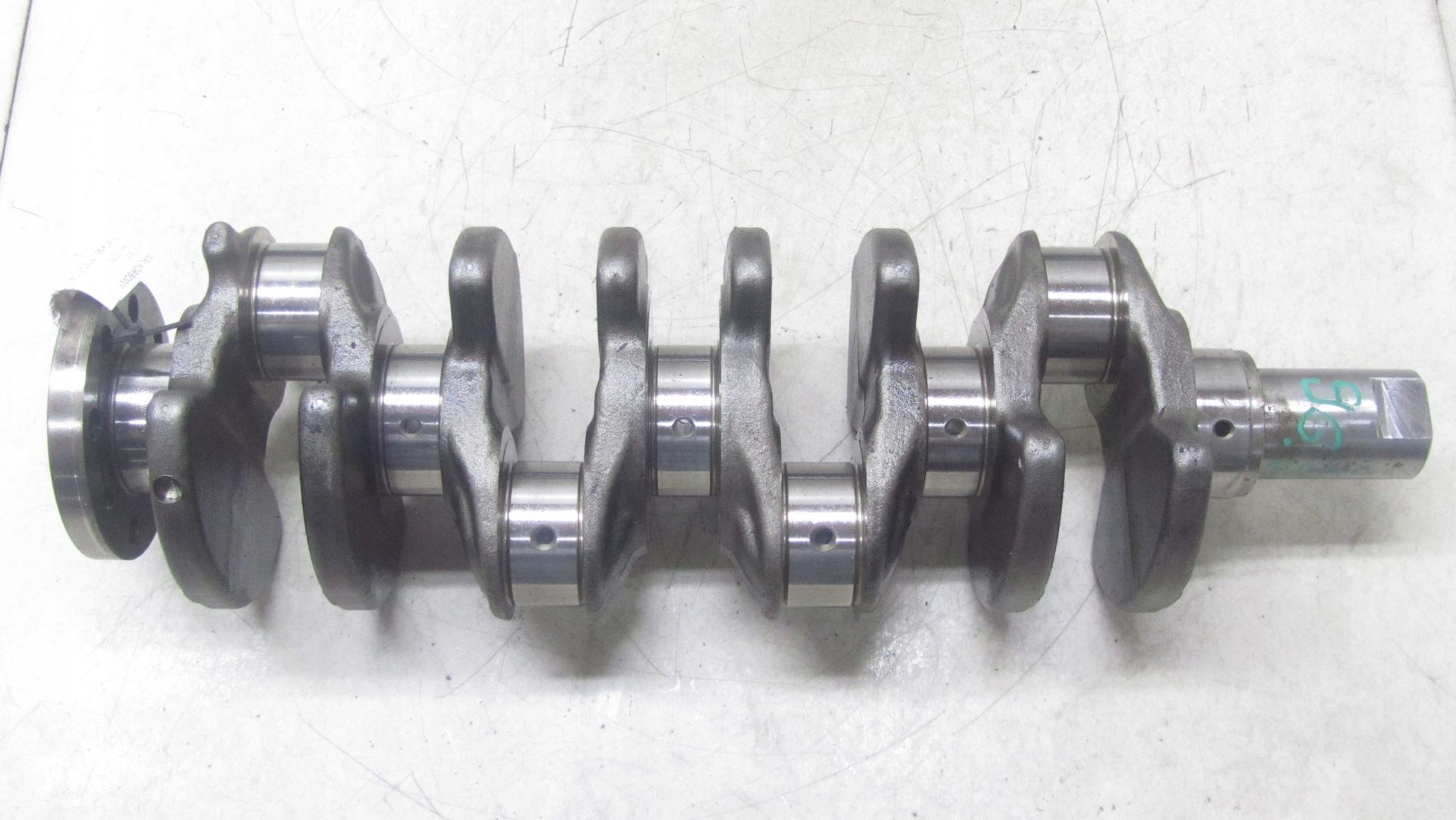 TRAFIC VIVARO III 1.6D WAŁ KORBOWY R9M 14-