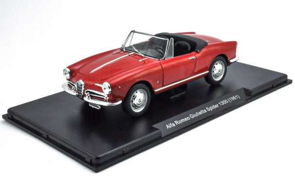 Alfa Romeo Giulietta Spider 1300 1961 1:24 Veterán