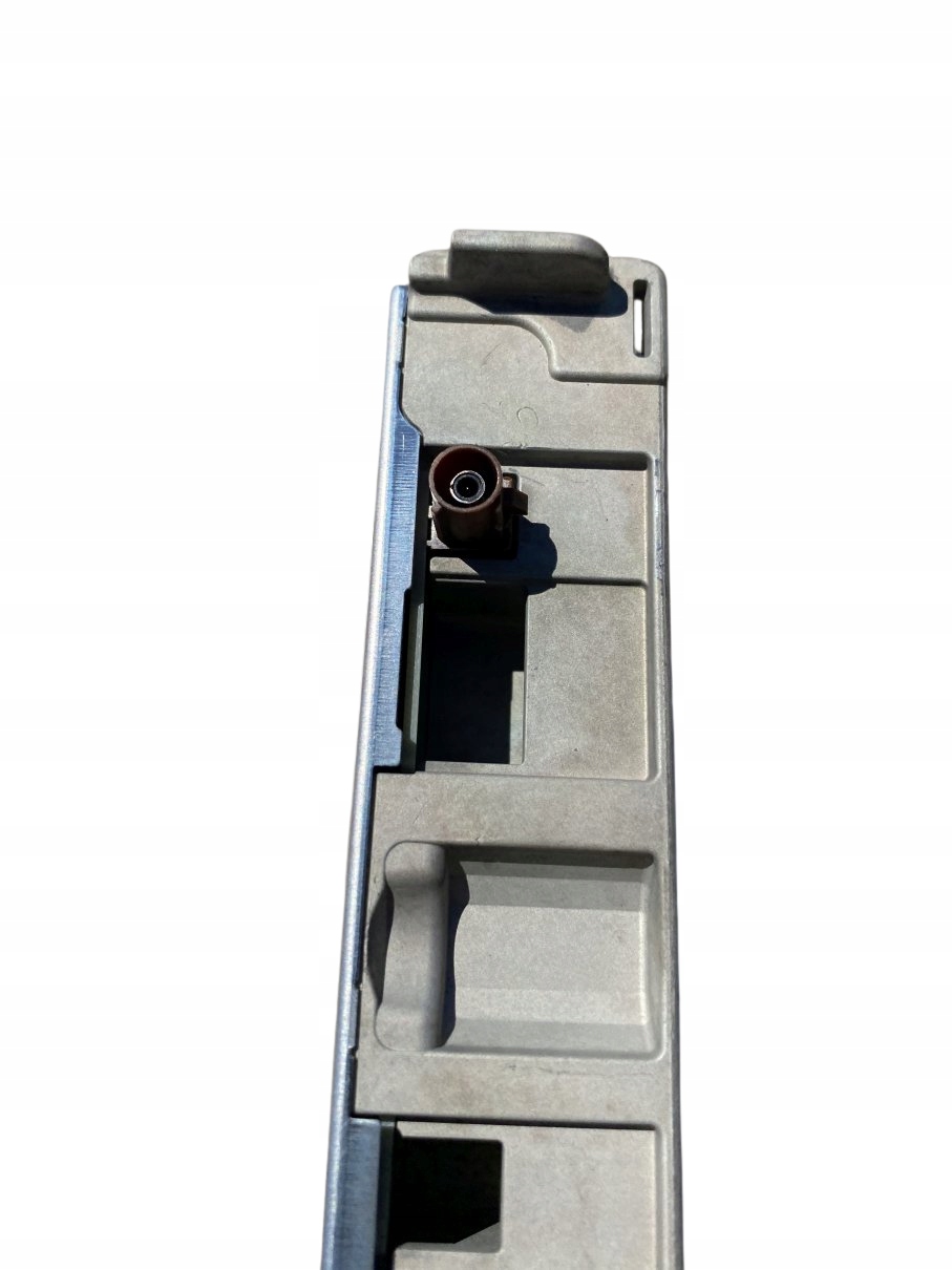 modulo TUNER CYFROWY TV AUDI A4 B9 8V0919146D