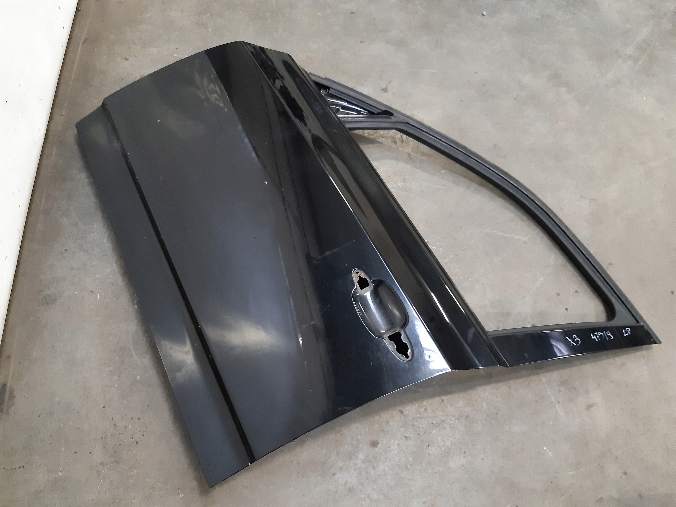 door left front 475/9 BMW X3 E83