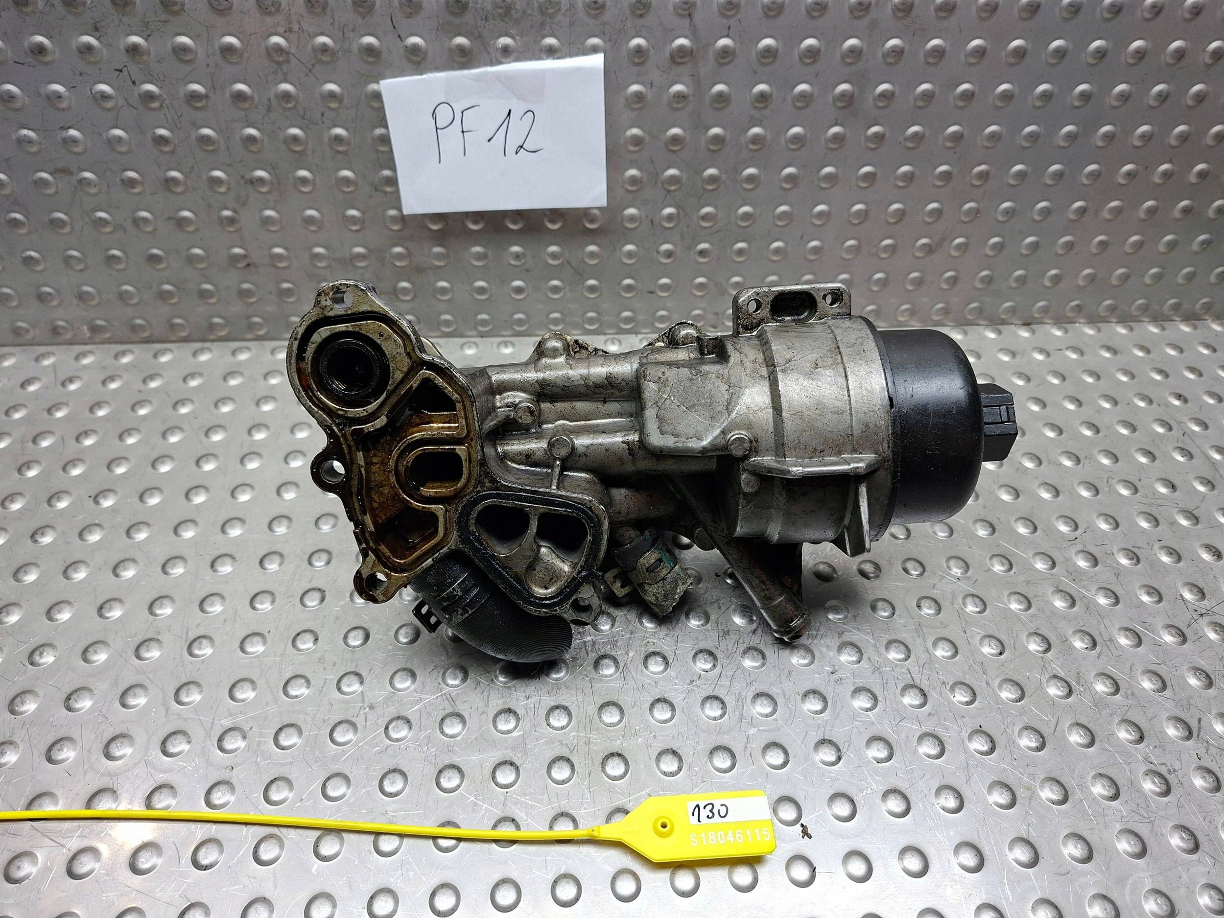 Ölfiltergehäuse MINI COOPER R56 R57 06- 1.6i