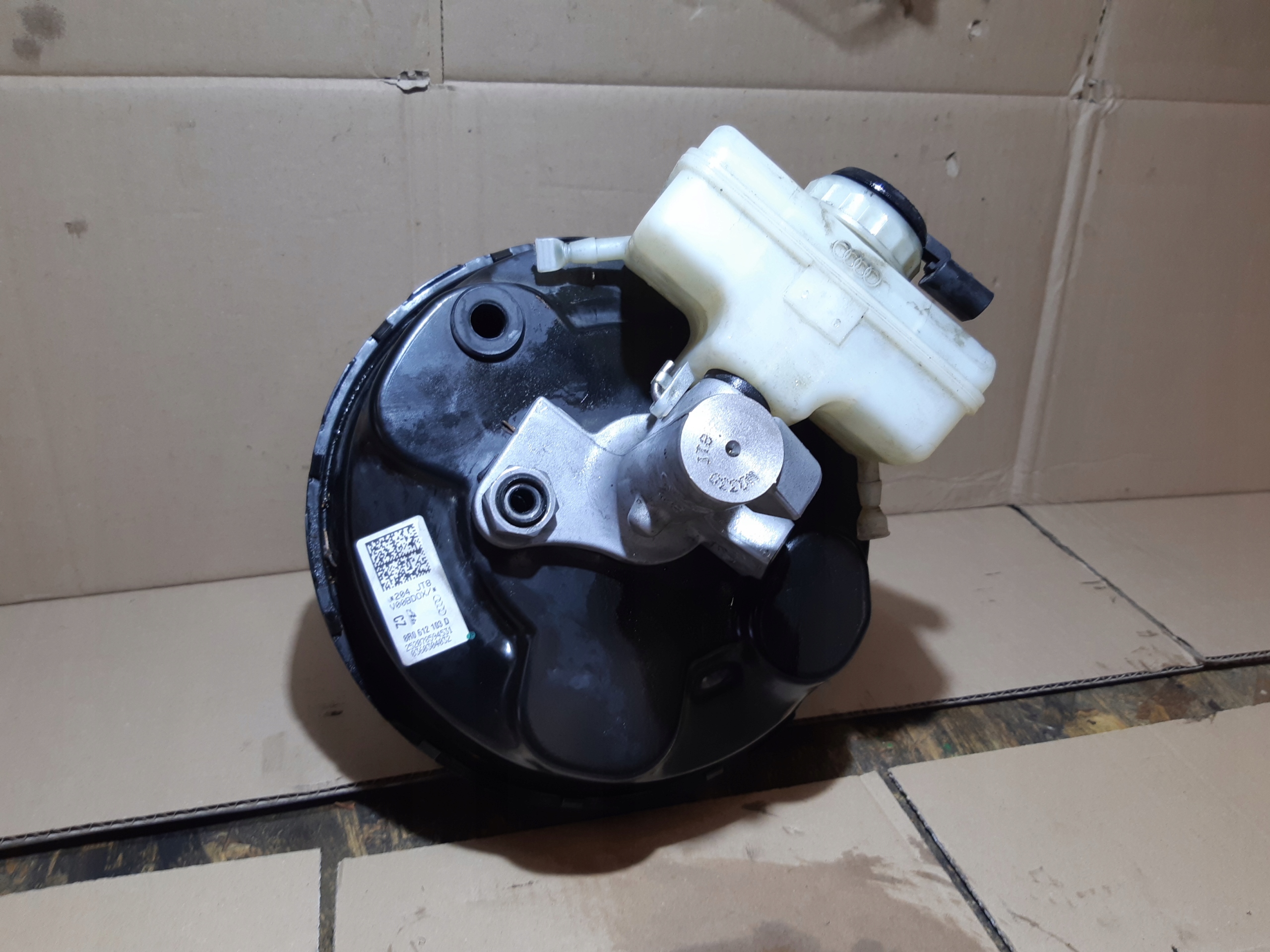 AUDI Q5 8R 3.2 FSI servo control brake pump 8R0612103D