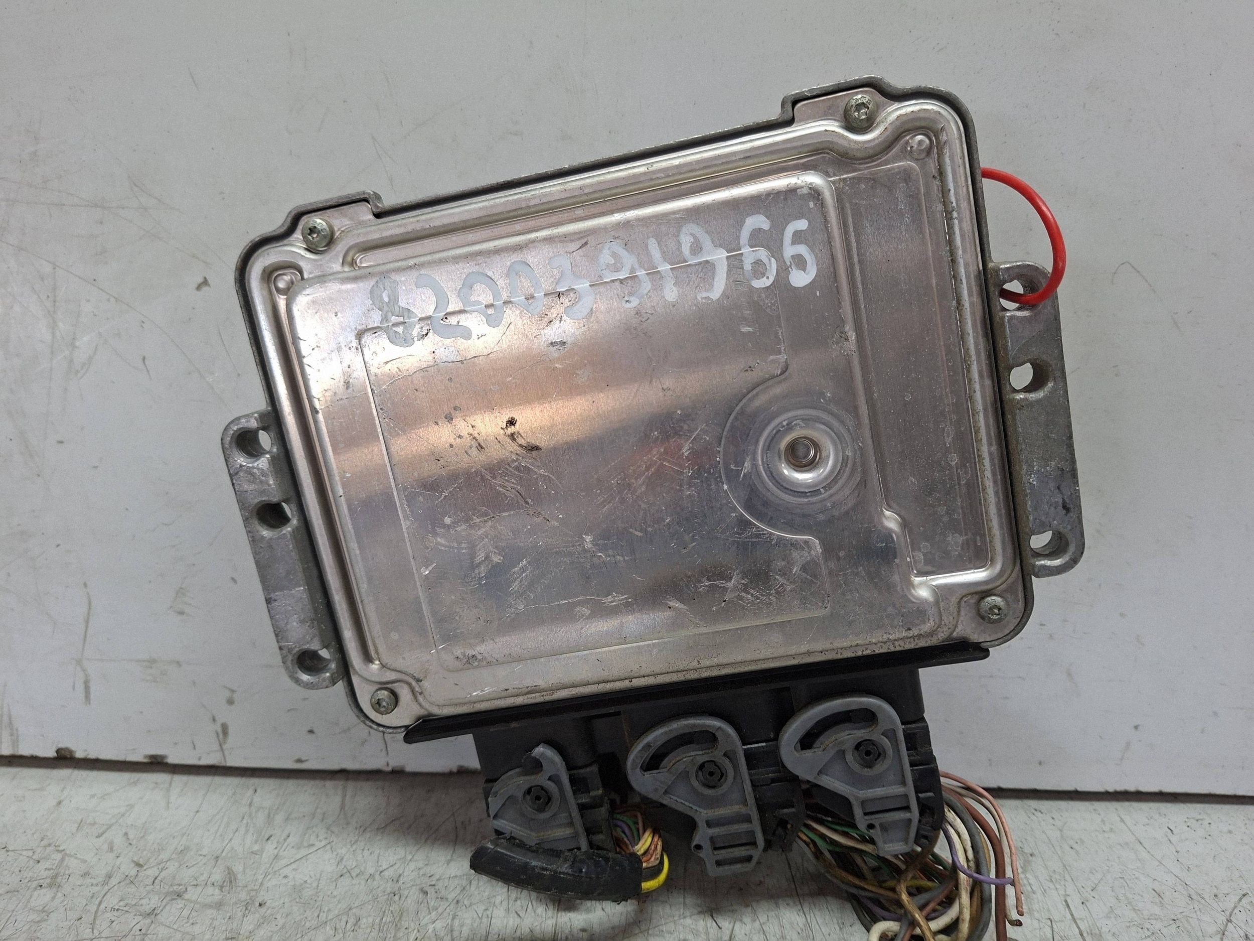 computer 0281012769 8200391966 8200558304 RENAULT SCENIC II 1.9 DCI