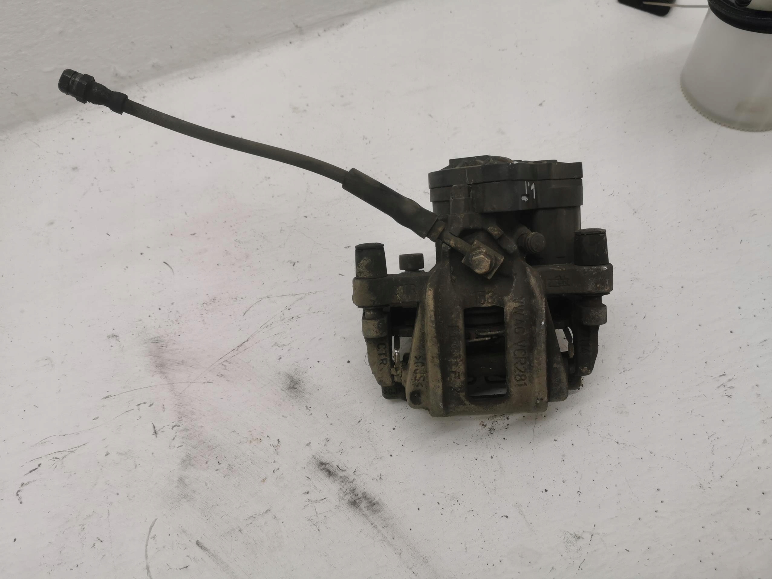 caliper brake left rear part VW GOLF VIII 5R3615405