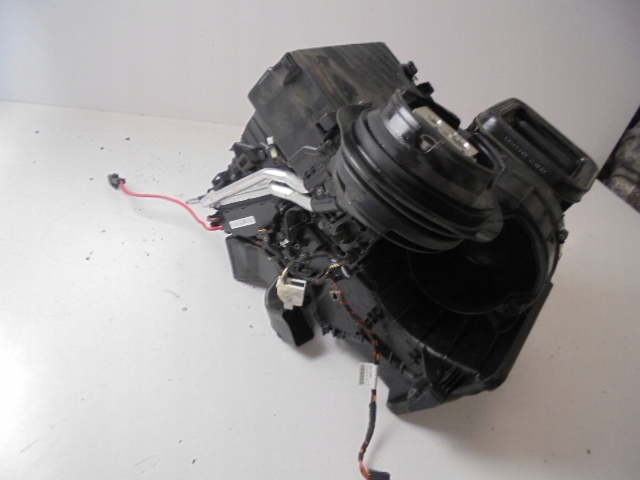 NAGRZEWNICA BMW SERII 1 F40 2020 ROK Numer katalogowy części 7436655