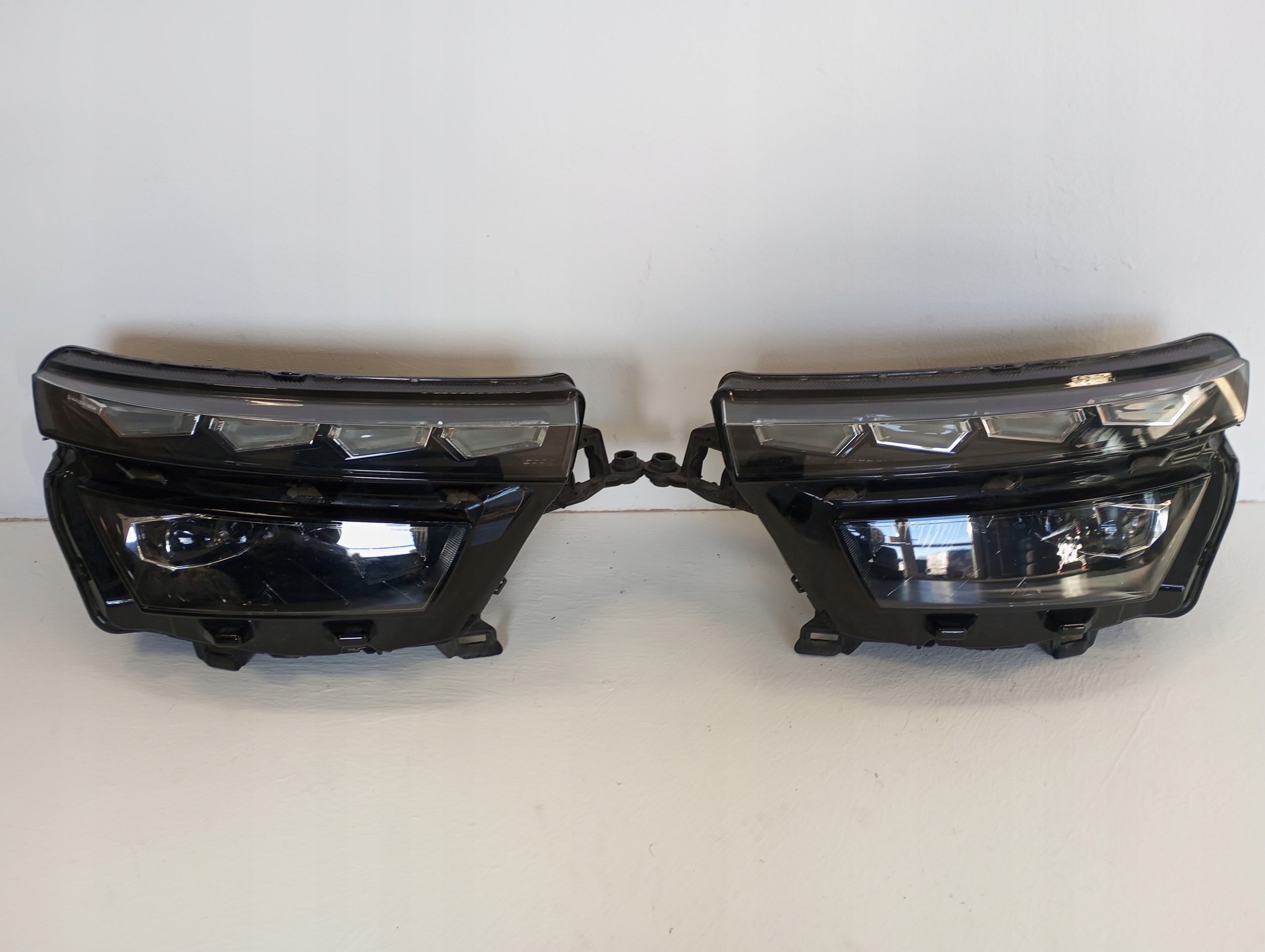 light lights front FULL LED SKODA KAMIQ 658941015B 658941016B