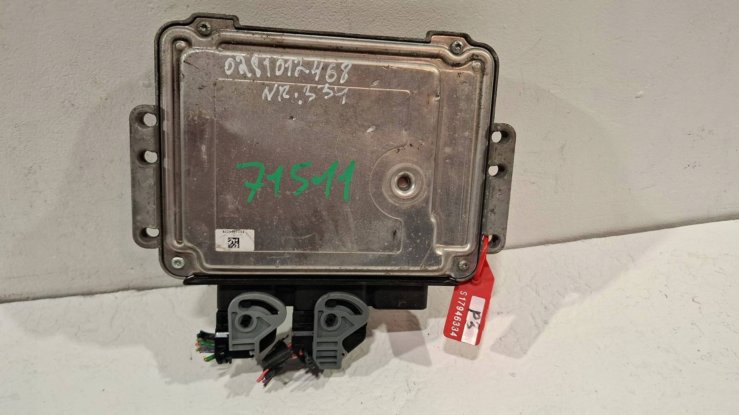 control unit of the engine computer 0281012468 Peugeot Citroen 1.6 HDI