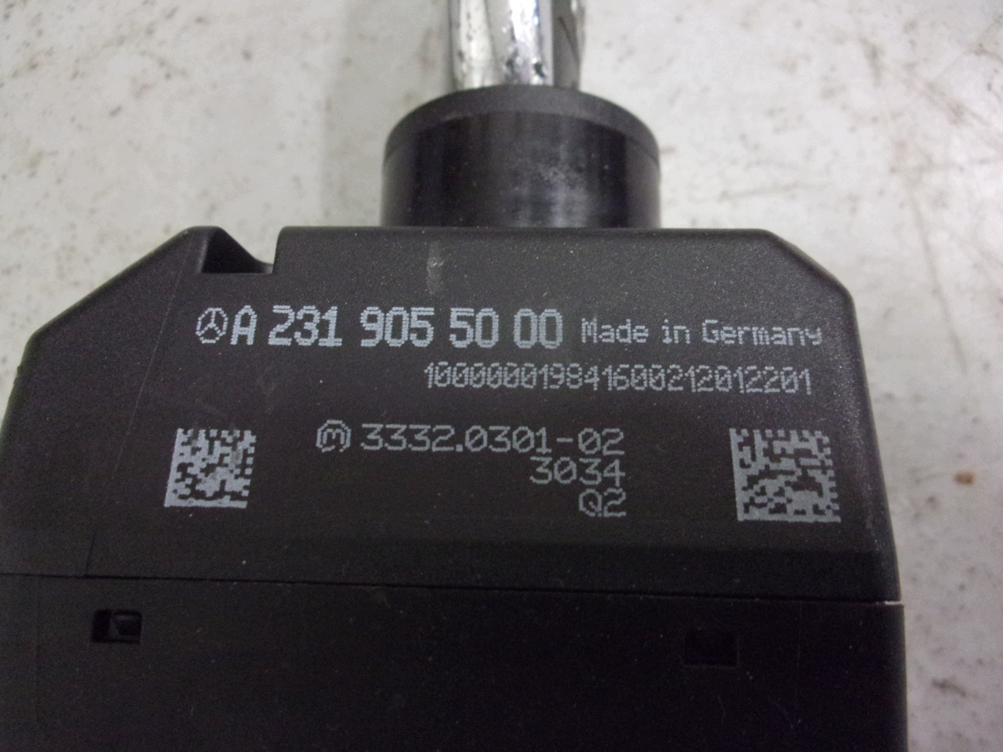 MERCEDES R231 SL231 SL500 ignition key A2319055000